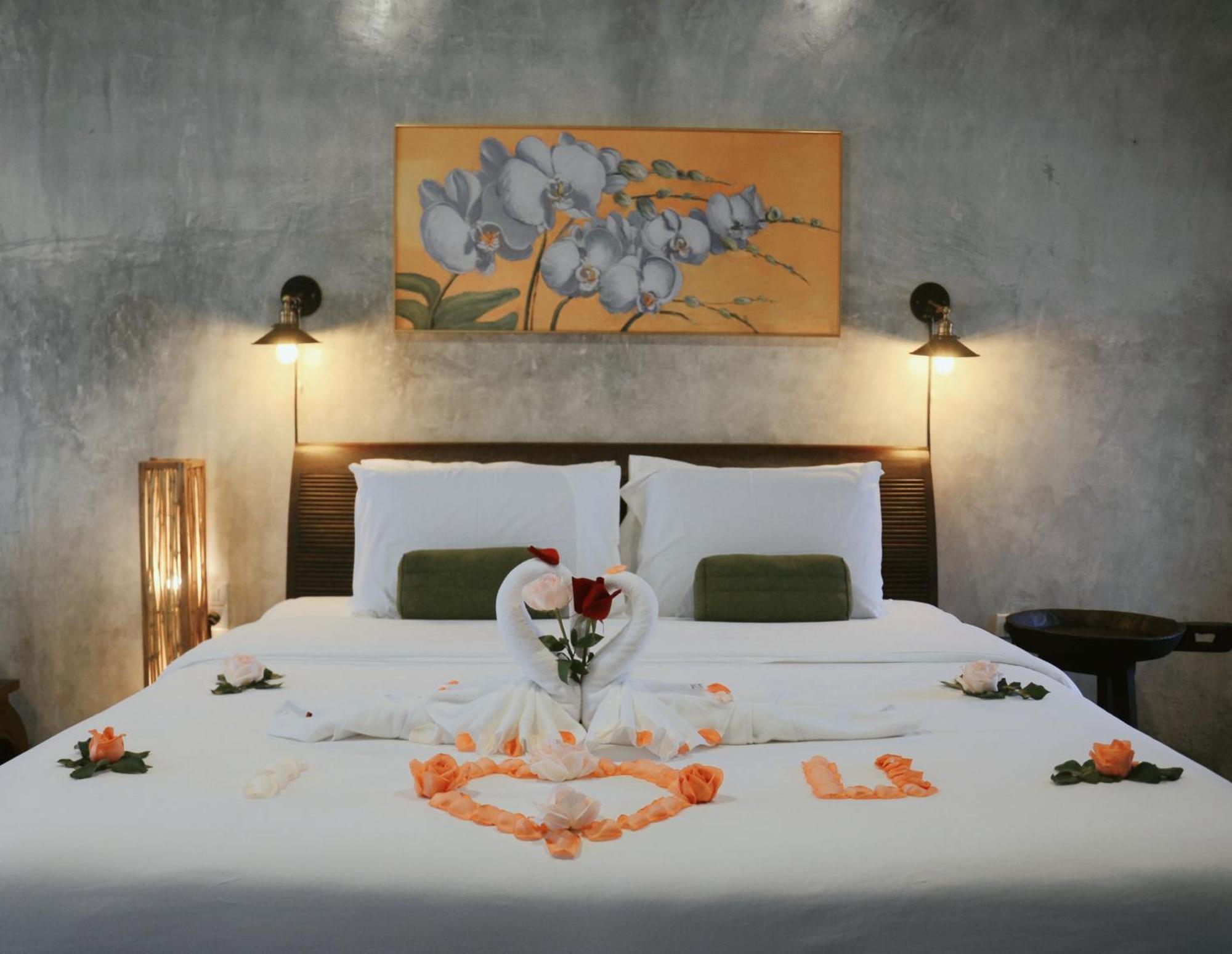 Hotel Arun Rawee อรุณ รวี 3*
