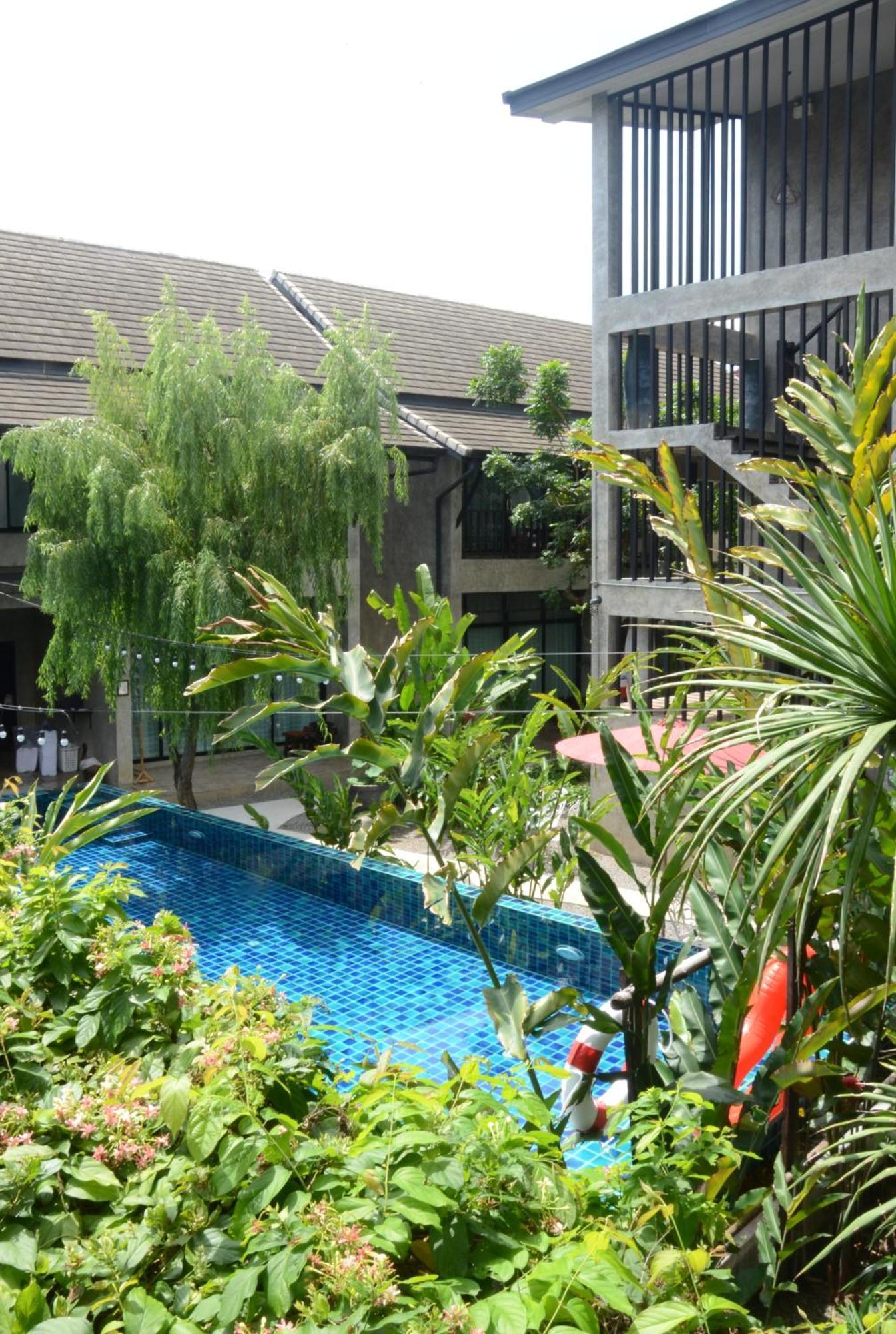 Arun Rawee อรุณ รวี Hotel