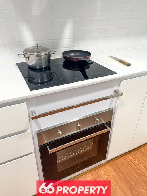 Apartment Stunning Mountain View Duplex W Full Kitchen - Walk To Nimman