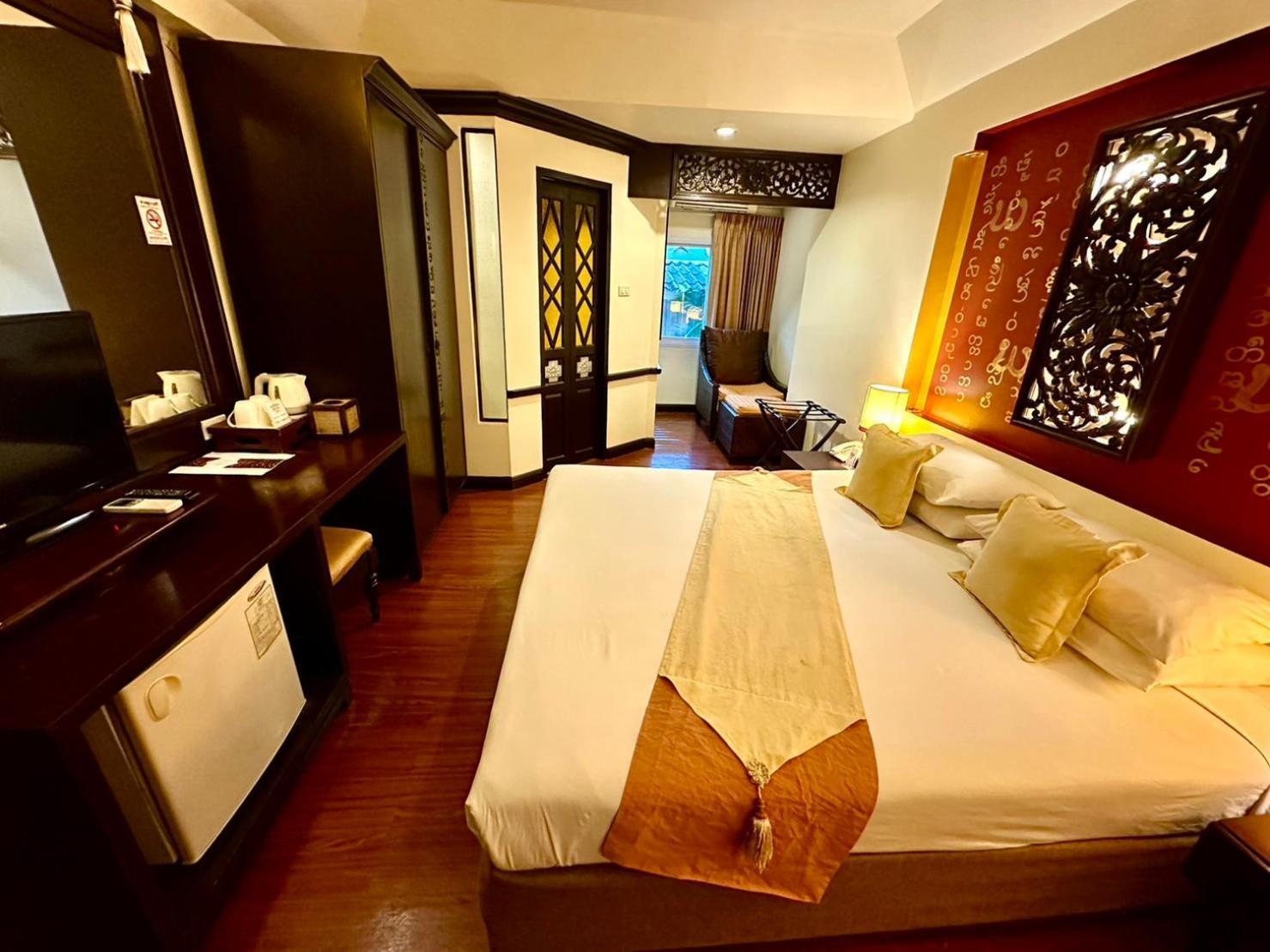 Hotel Chiangmai Gate