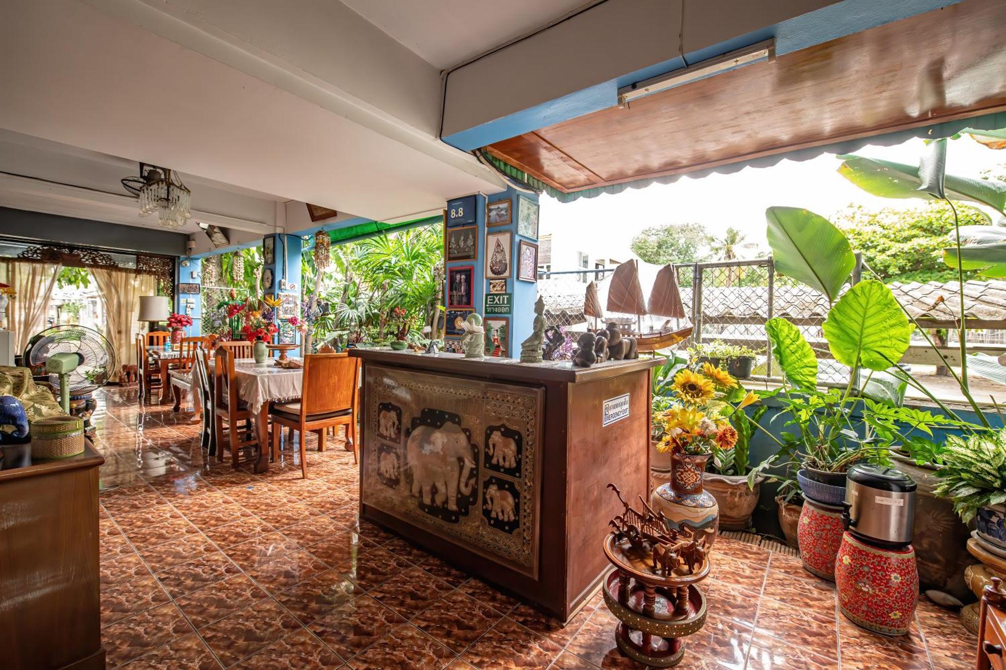 Albergue Saithong House