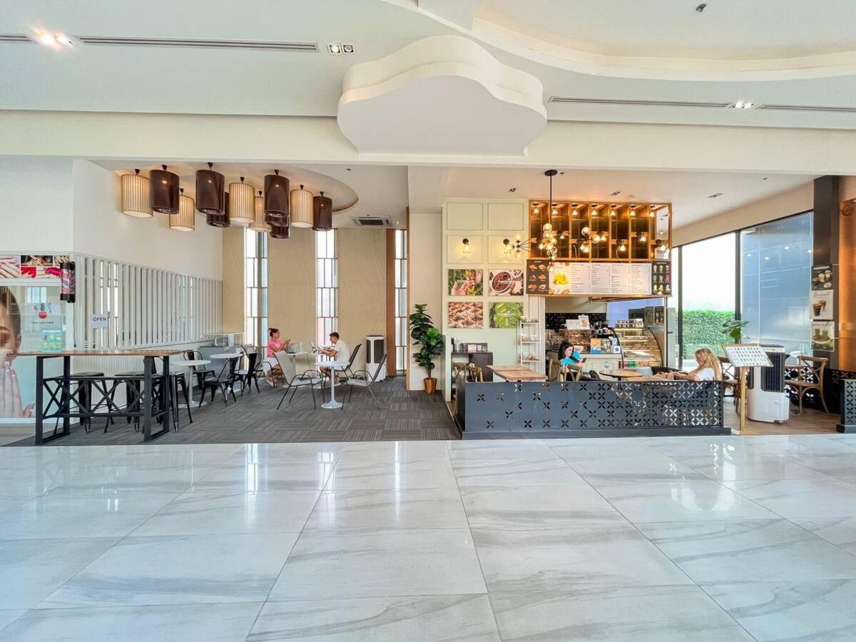 Apartment The Astra Luxury In Town Chiang Mai
