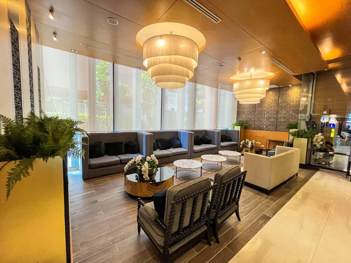 The Astra Luxury In Town Apartment