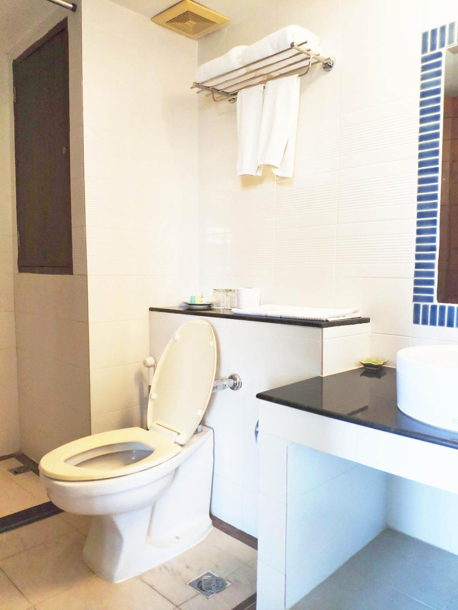 Hotel Mayflower Grande 3*