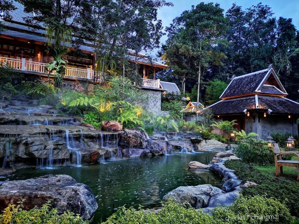 Ruean Racha Chiang Mai
