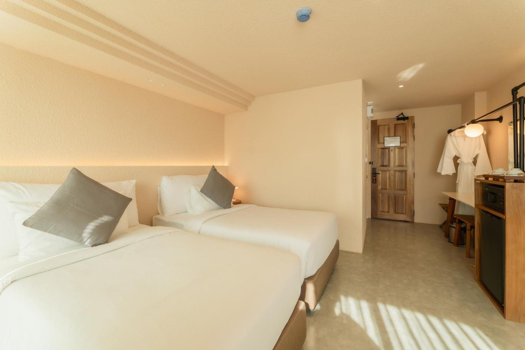 Mai Hotel 3*