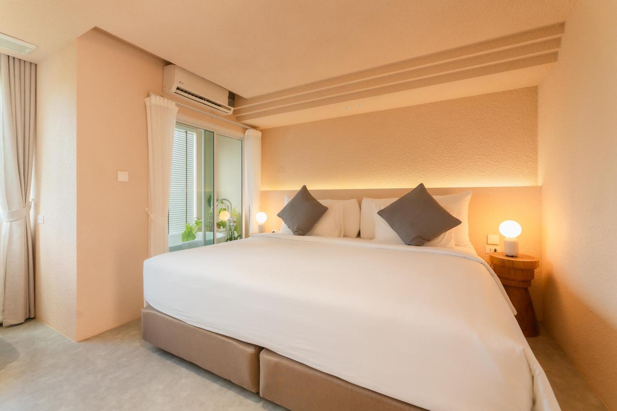 Mai Hotel 3*
