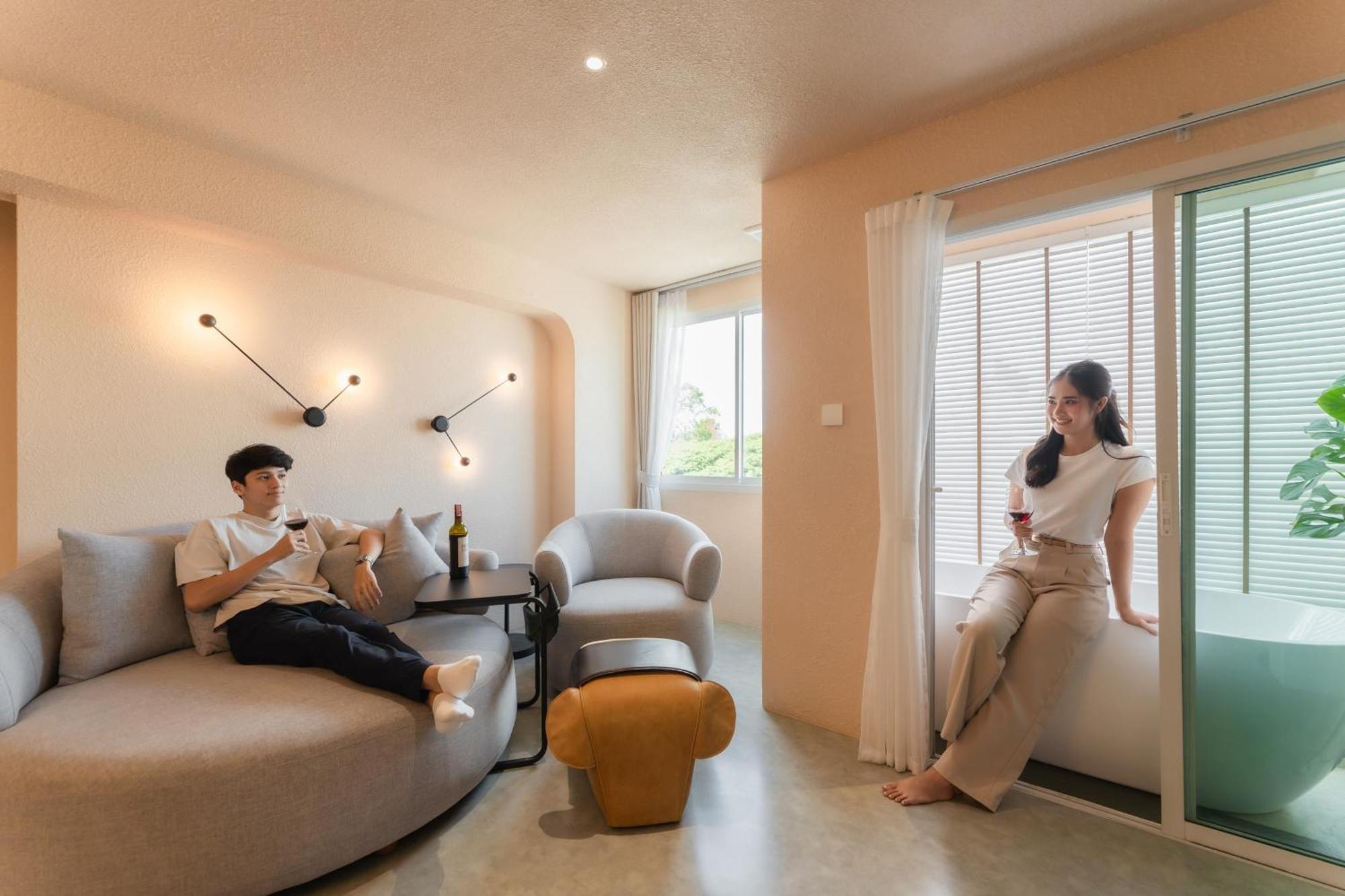 Mai Hotel