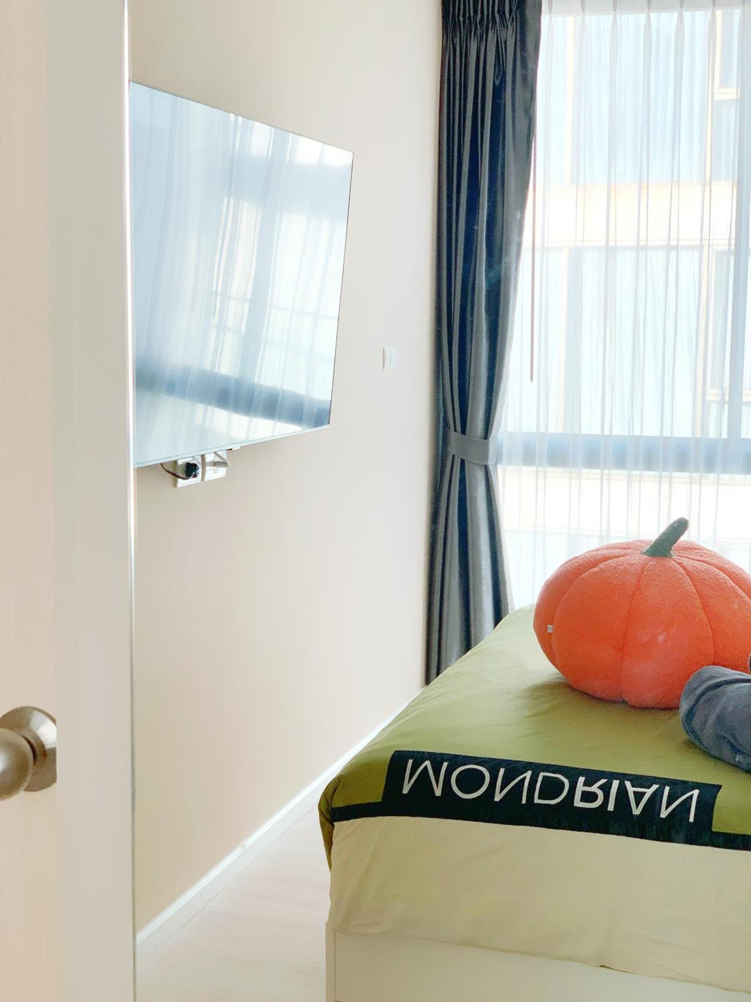 Cm Design Space Nimman Fashion Flat *