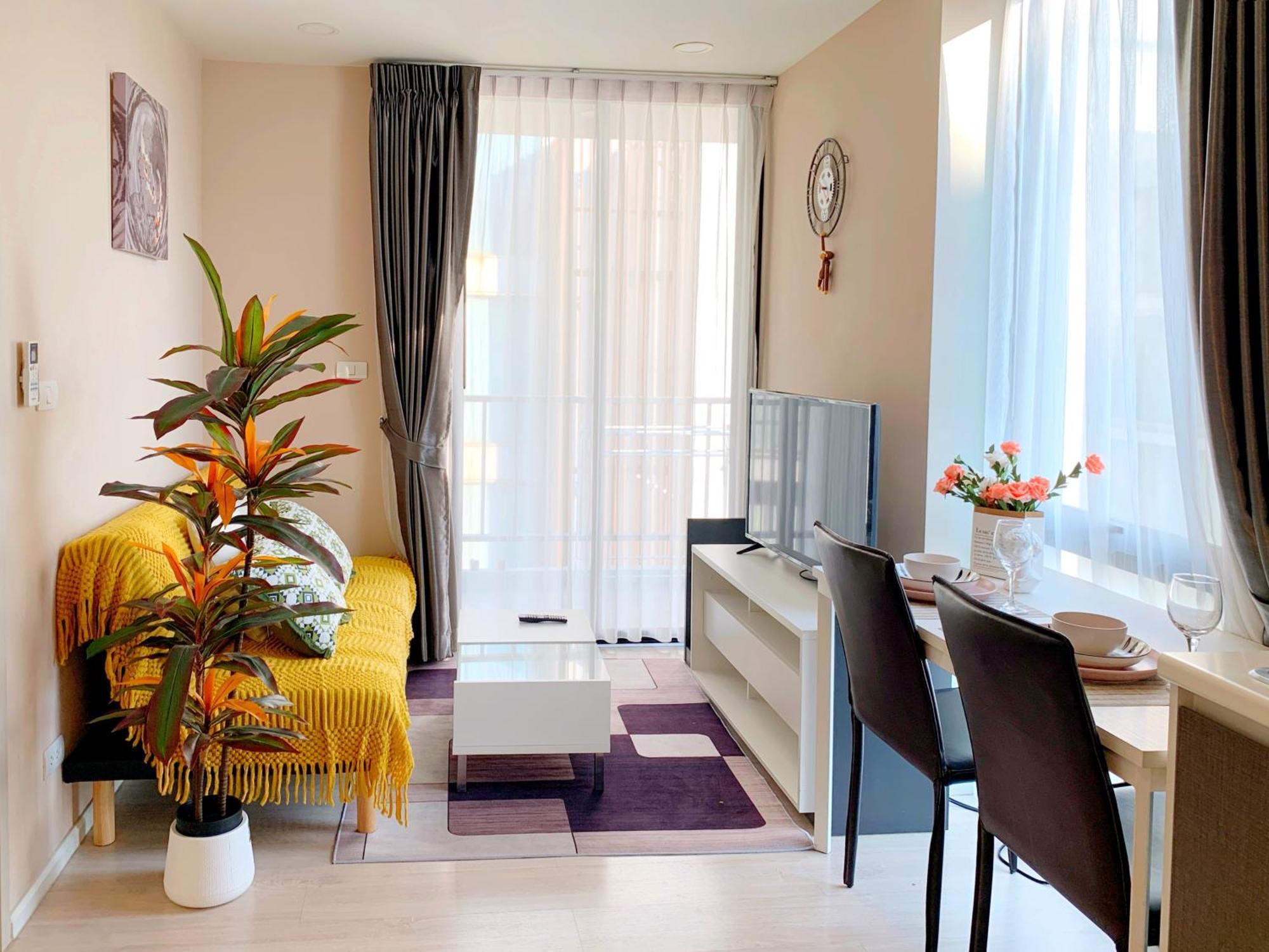 Cm Design Space Nimman Fashion Flat * Chiang Mai