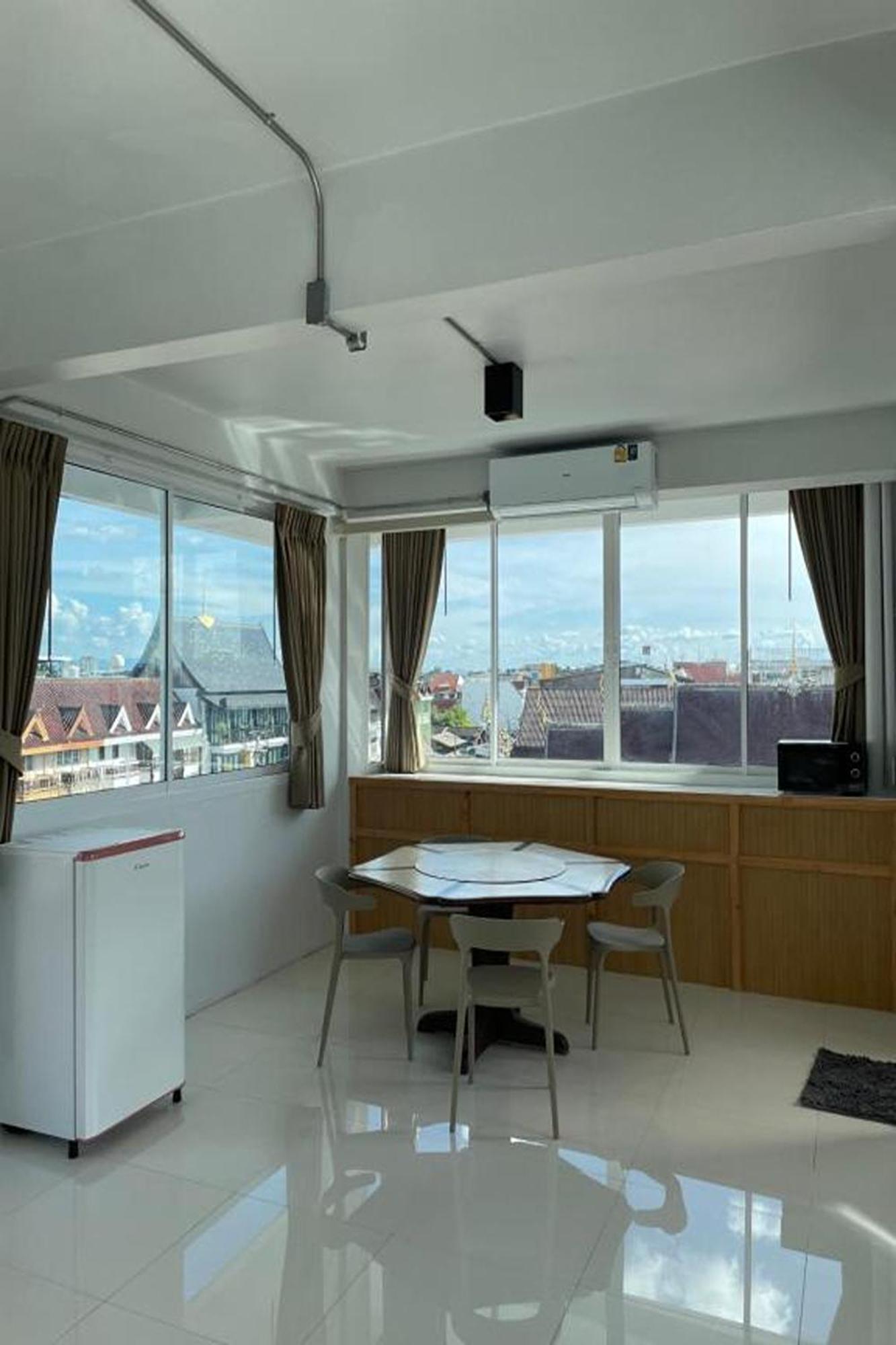 Asaya House 2*