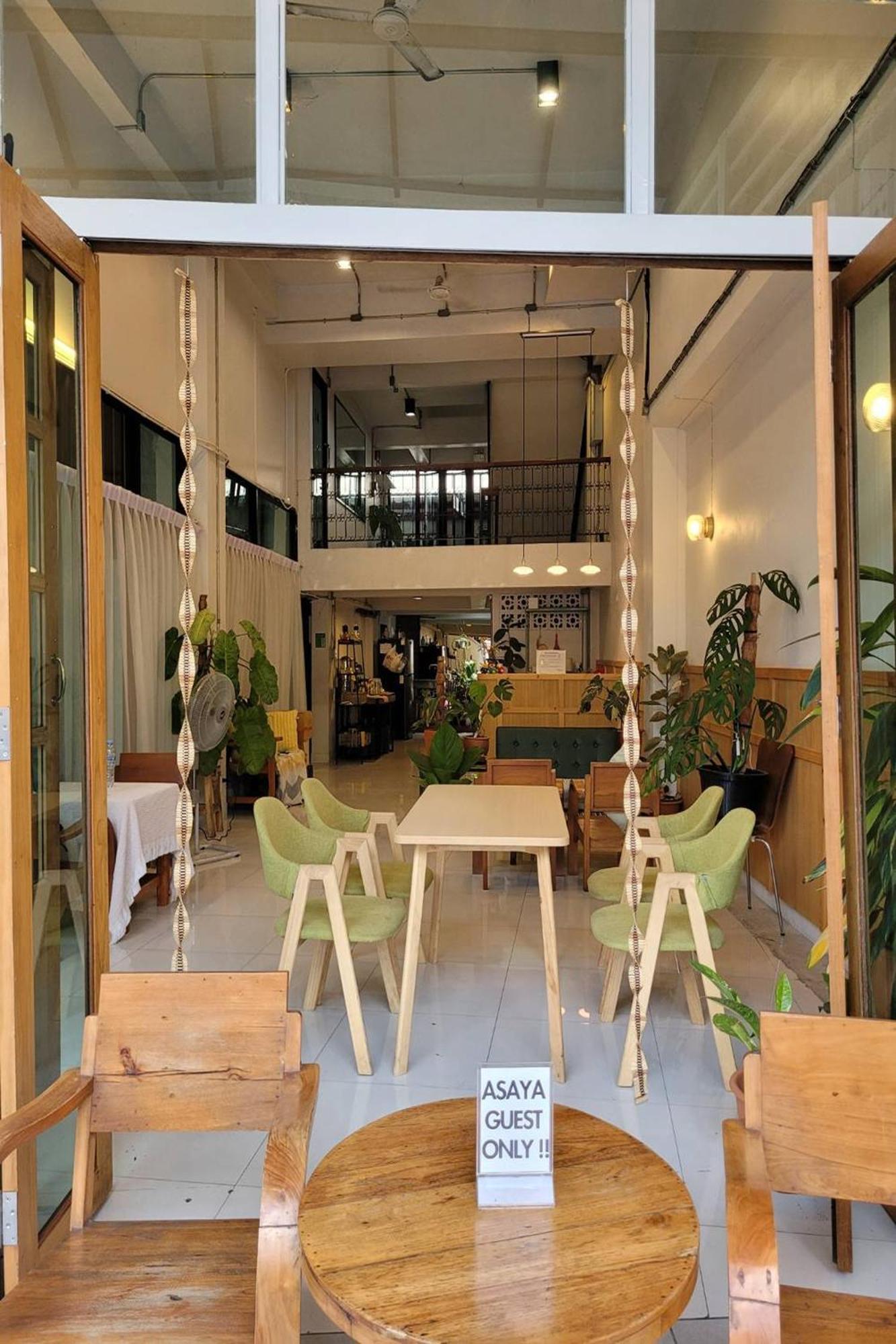 Guest house Asaya House 2*