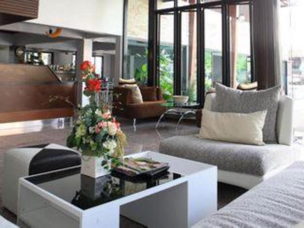 Hotel Huay Kaew Palace 1