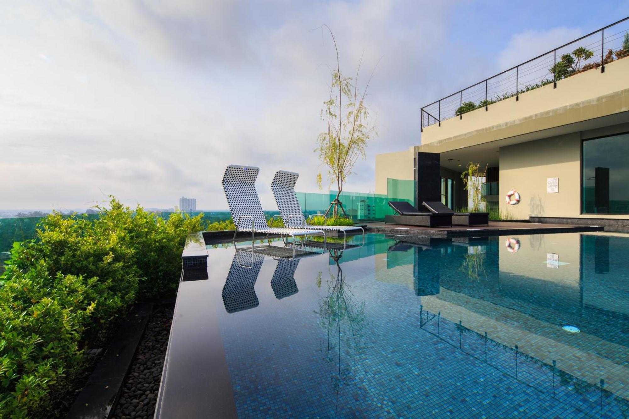 The Astra Chaing Mai Apartment Chiang Mai