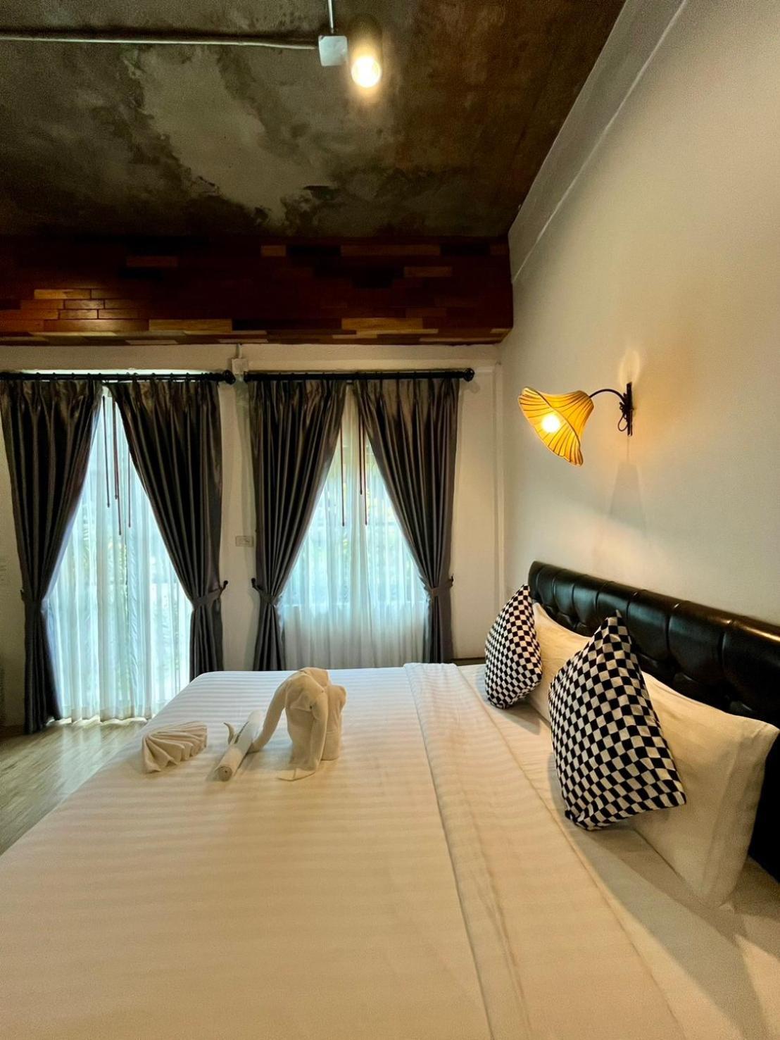 Hotel The Warehouse Chiang Mai