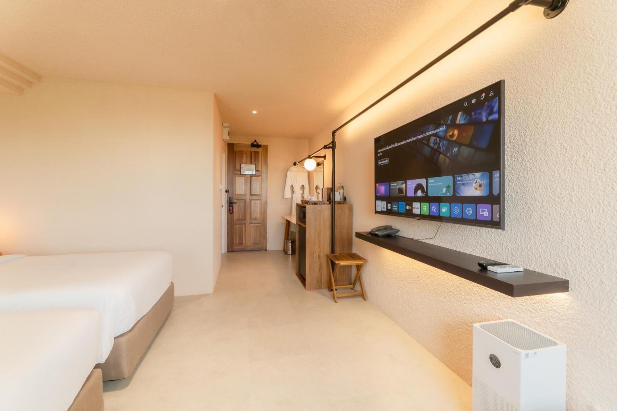 Mai Hotel
