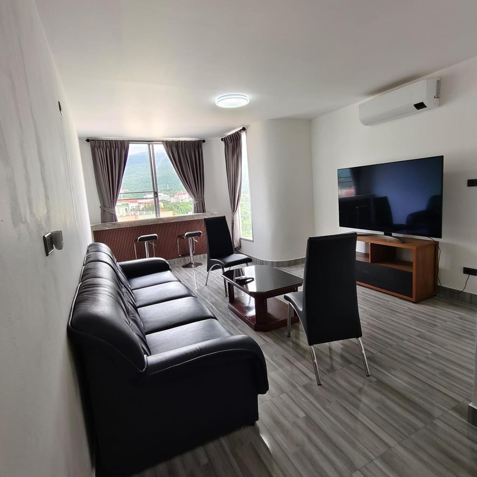 Apartment Thaveephol Tower 902 1 Chiang Mai