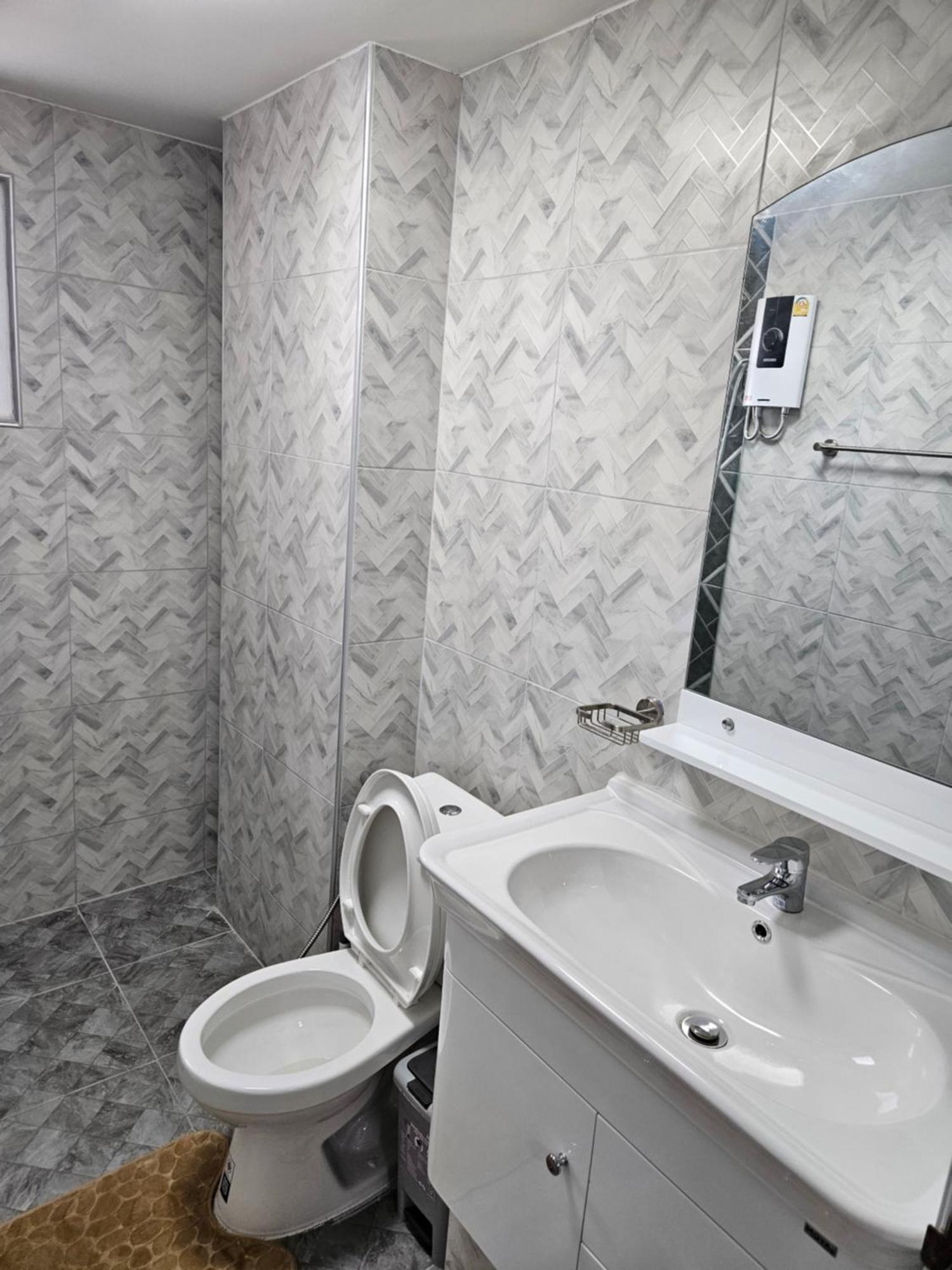 Thaveephol Tower 902 1 Apartment Chiang Mai