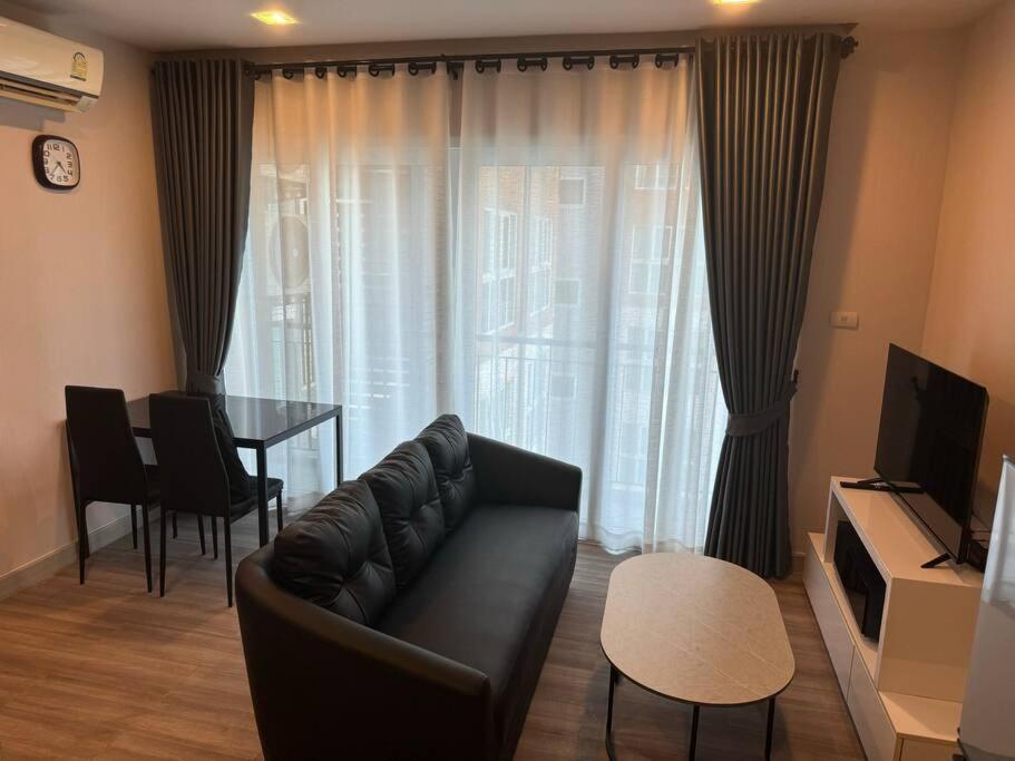 The Prio Near Airport Apartment *