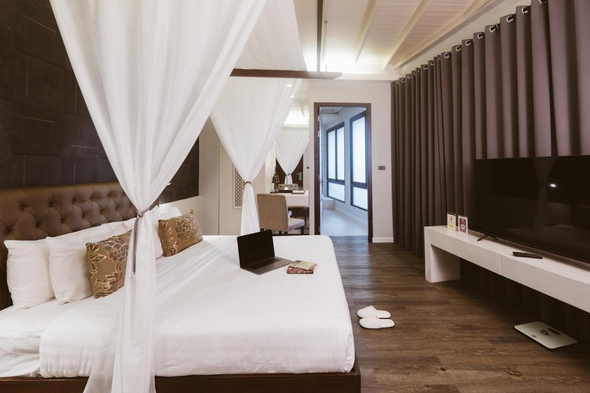 Hotel De Chai Colonial & - Sha