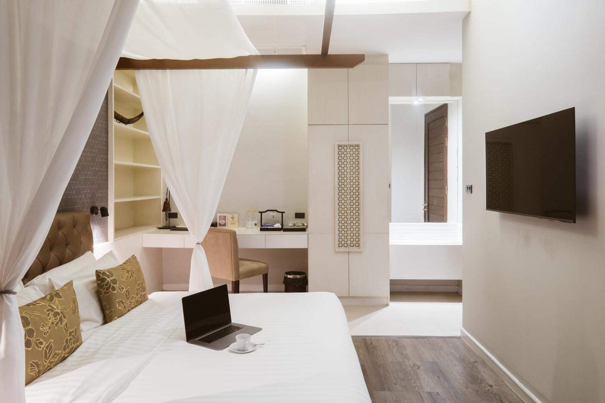De Chai Colonial & - Sha Hotel Chiang Mai