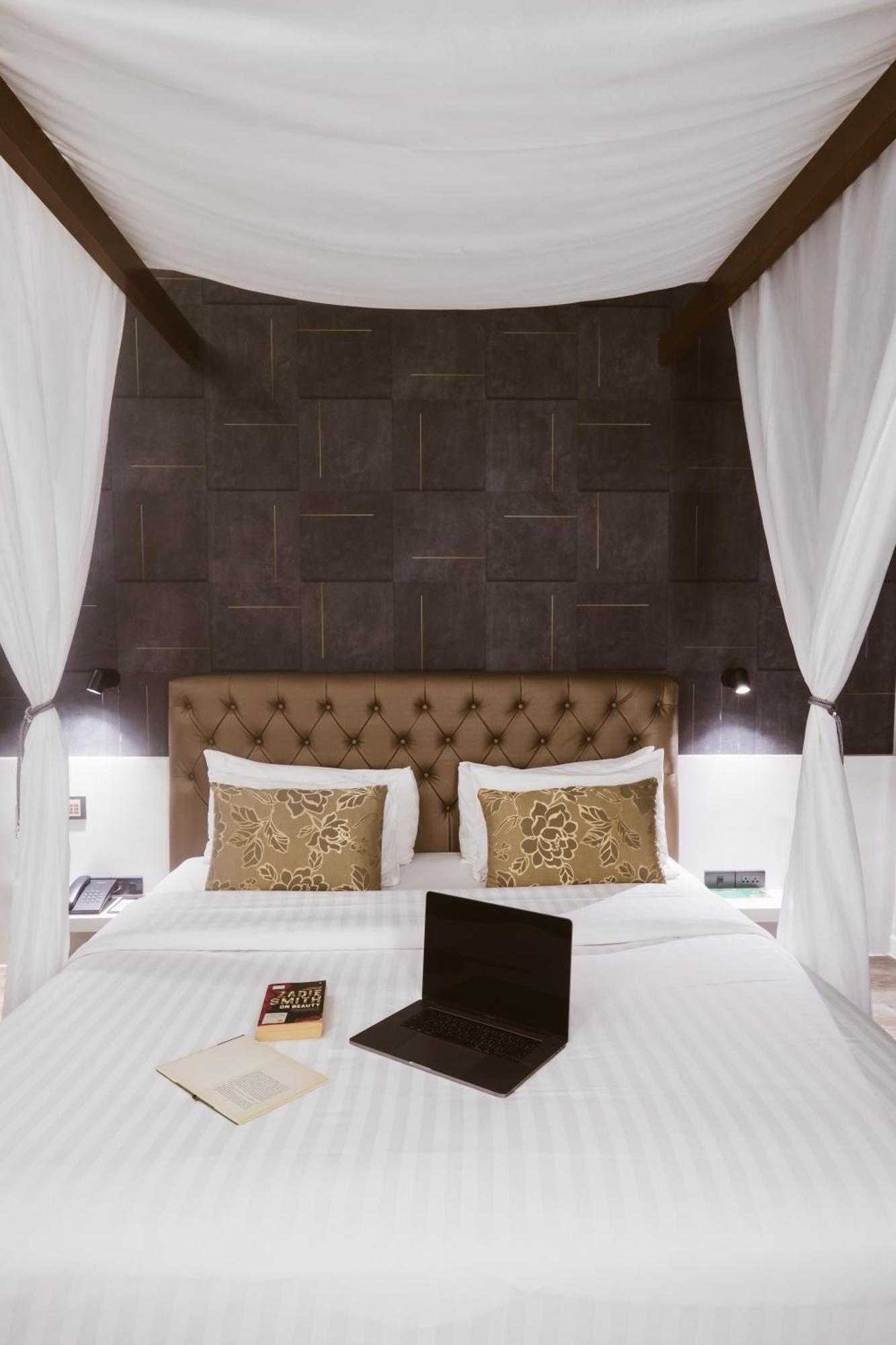 De Chai Colonial & - Sha 4*