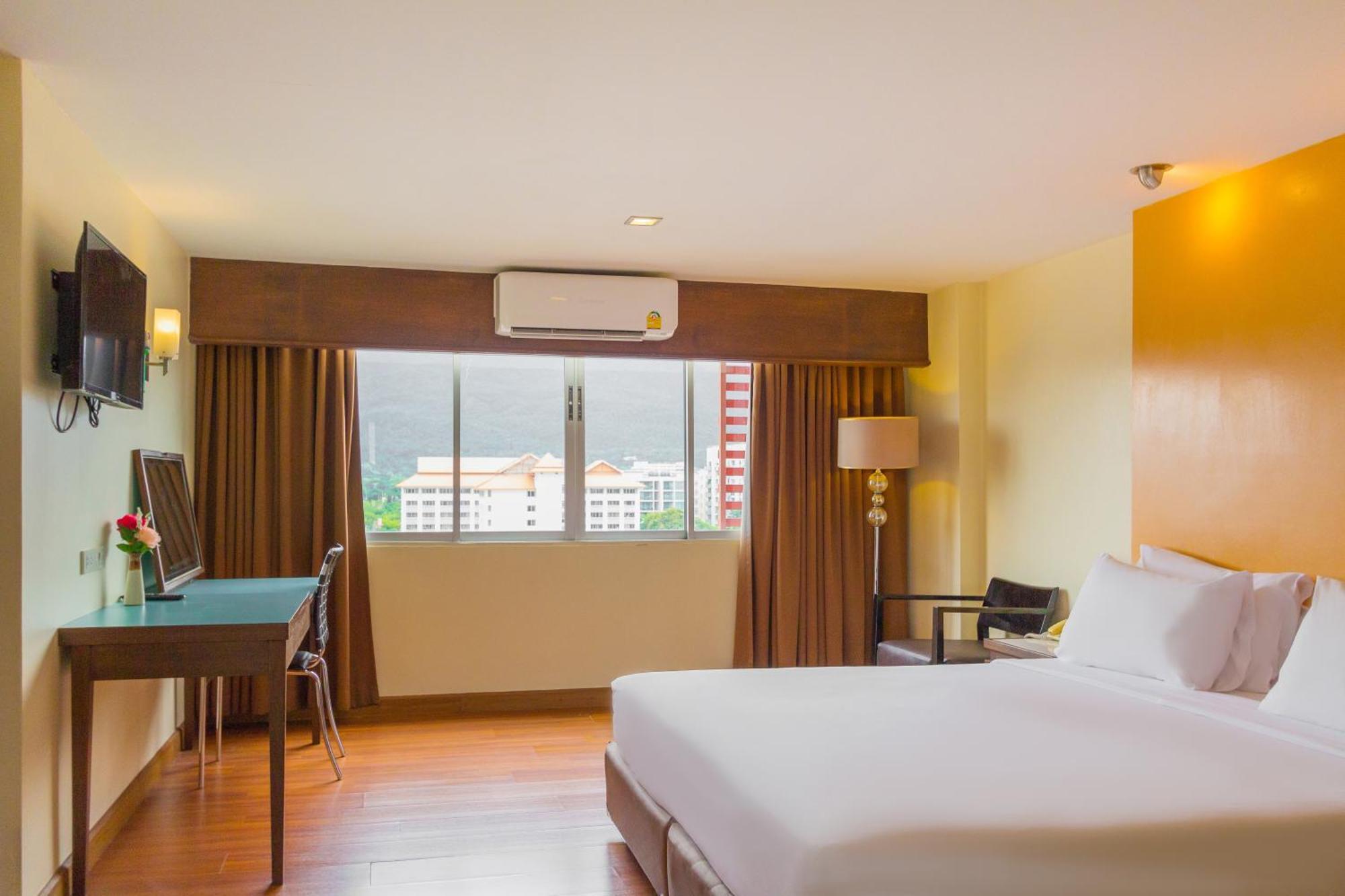 Hotel Mayflower Grande Chiang Mai