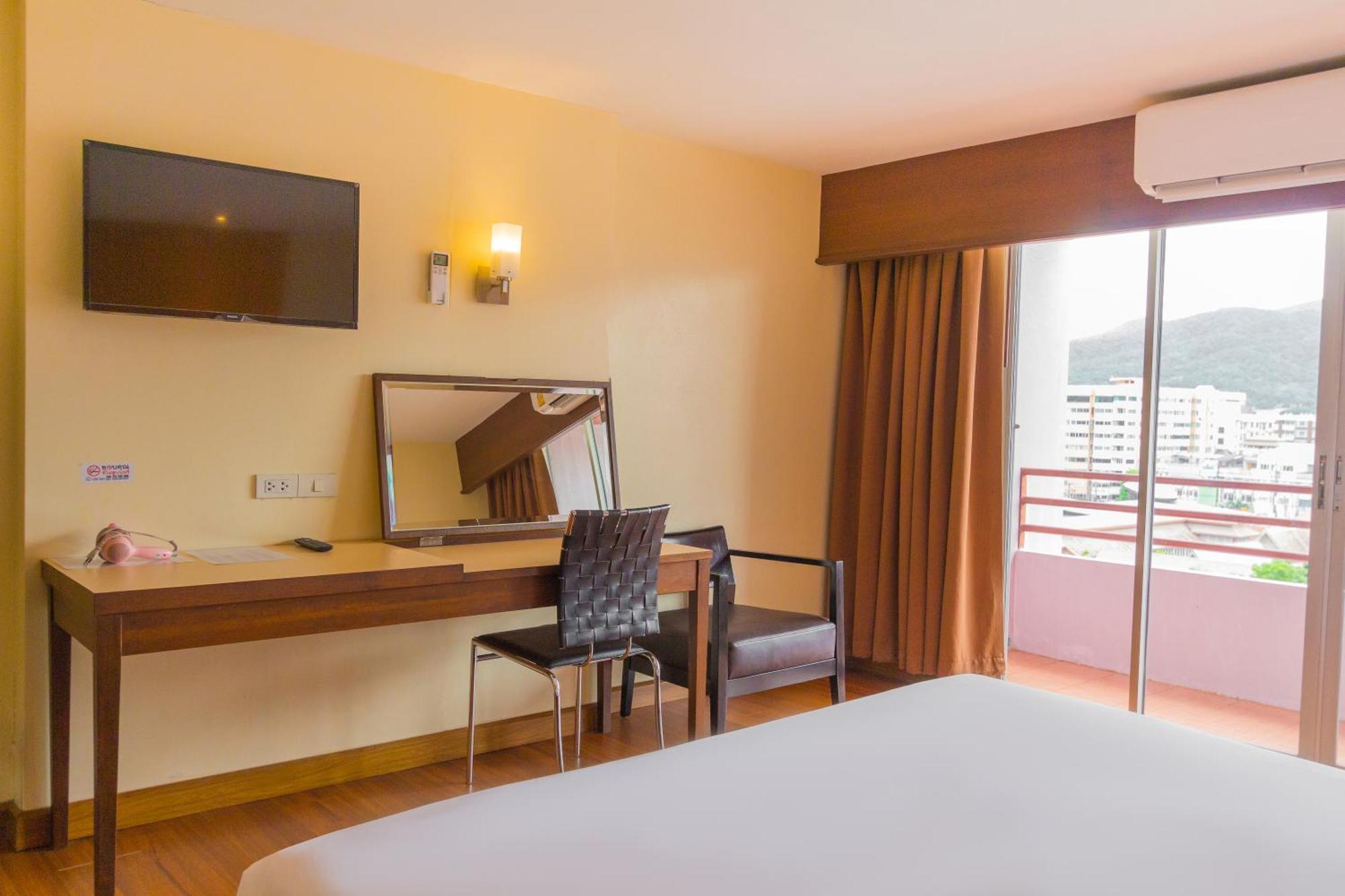 Hotel Mayflower Grande 3*