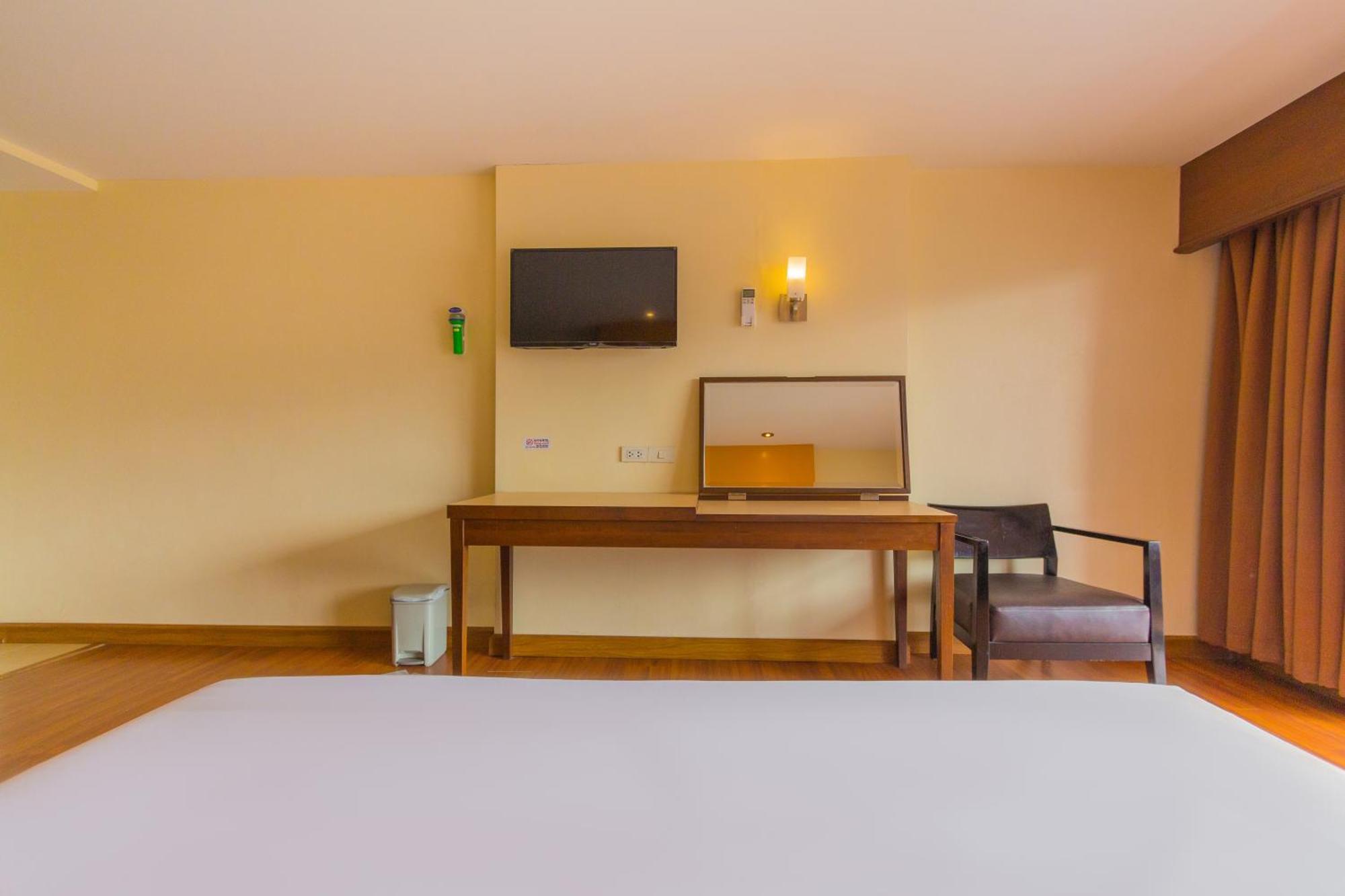 Mayflower Grande Hotel Chiang Mai