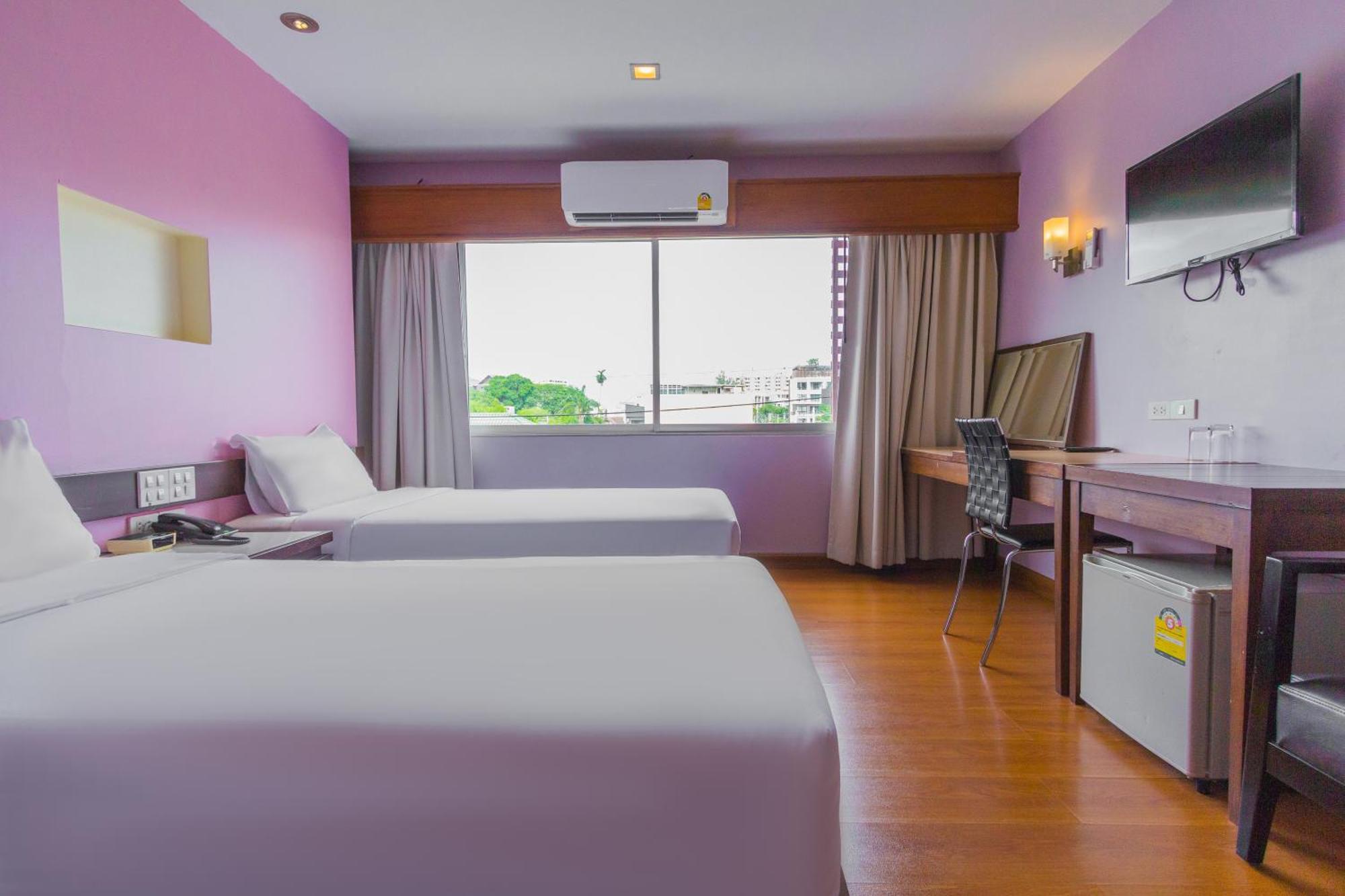 Hotel Mayflower Grande