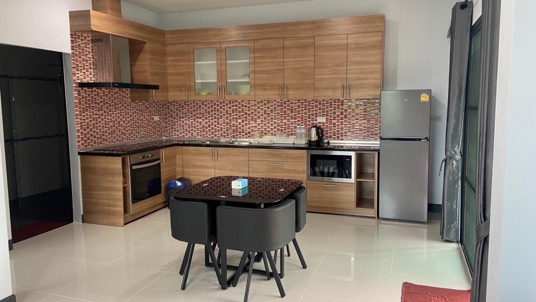 Manning Homestay 4 Units Apartment Chiang Mai