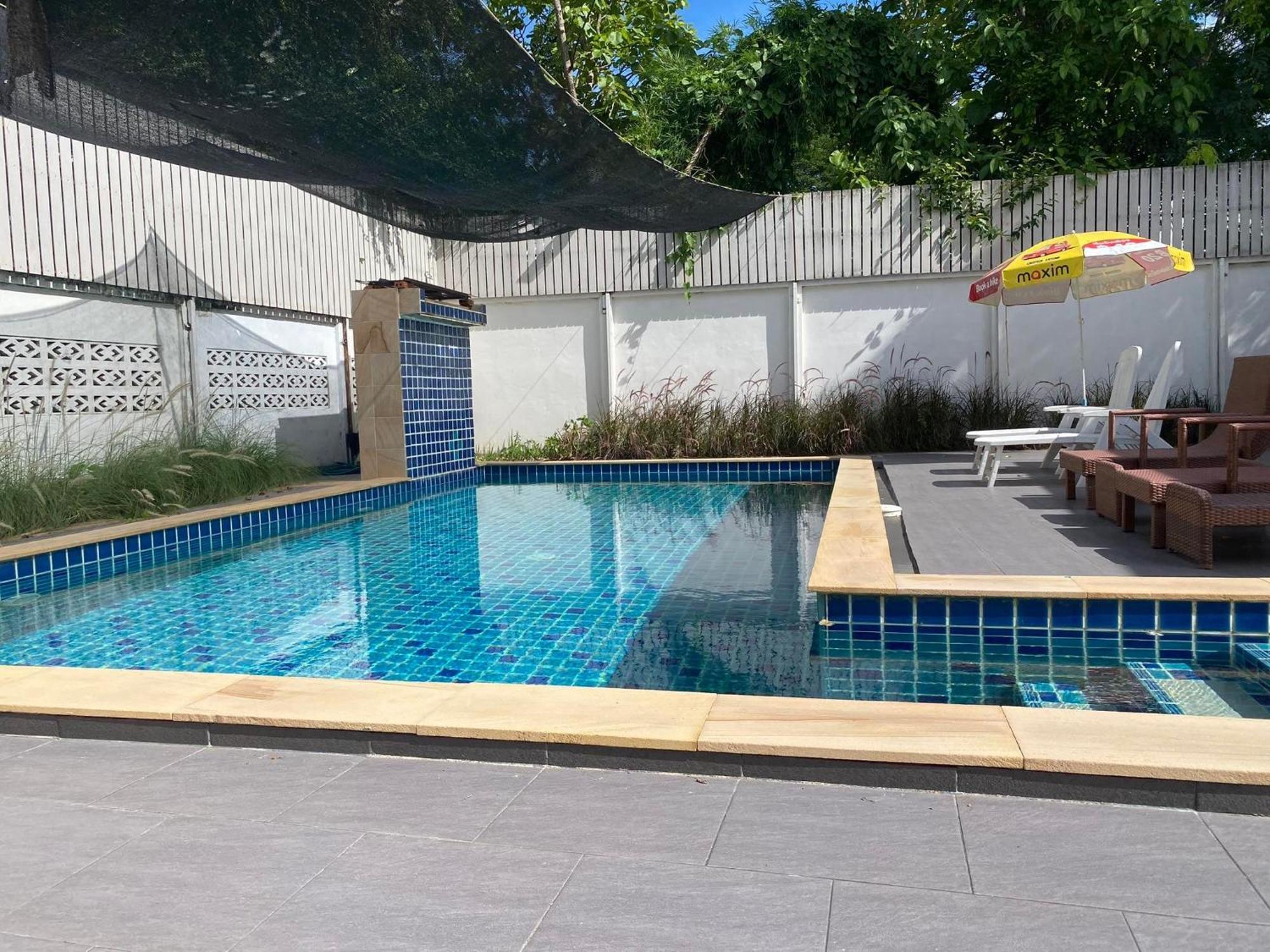 Apartment Manning Homestay 4 Units Chiang Mai