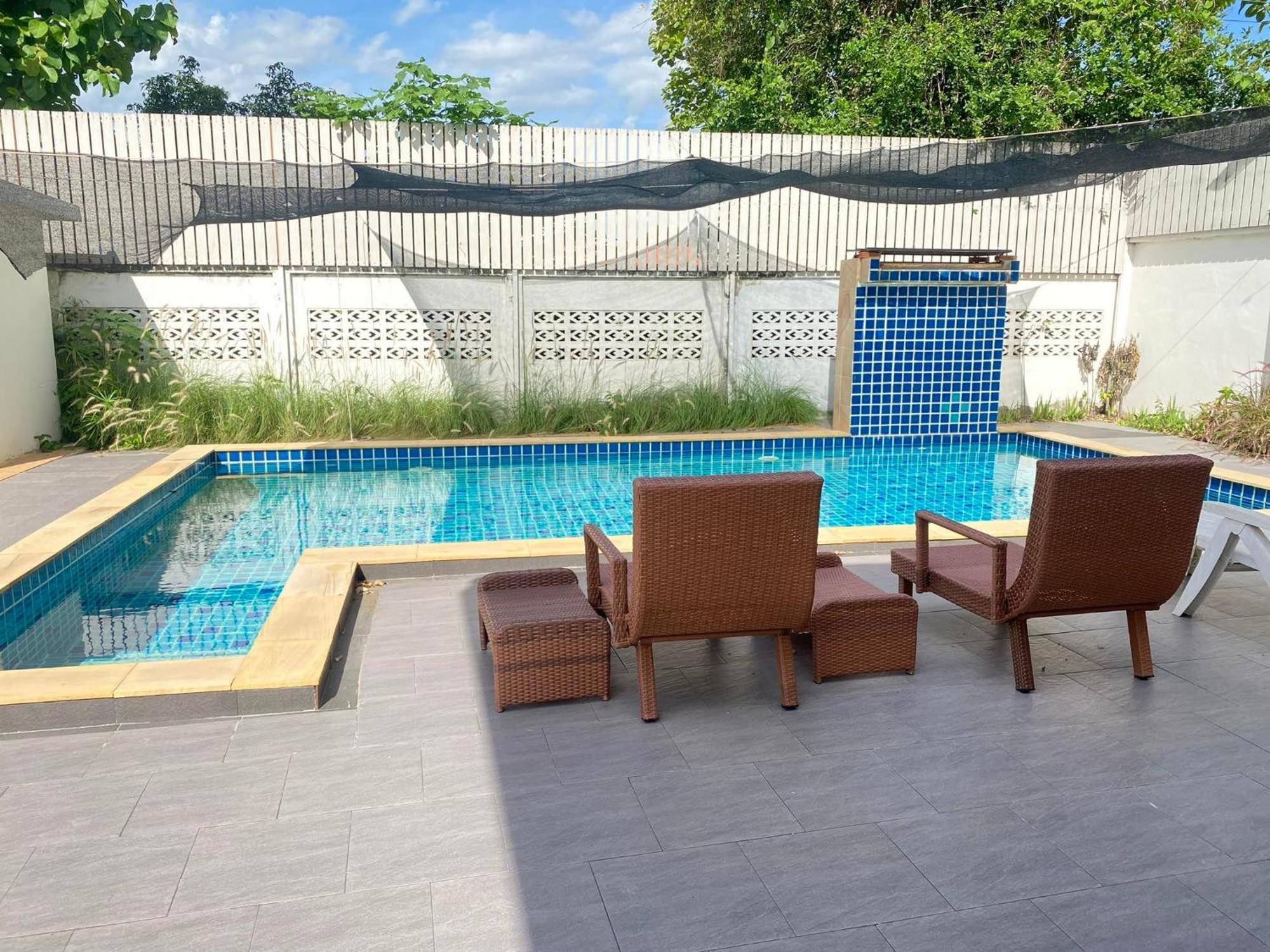 Manning Homestay 4 Units Apartment *