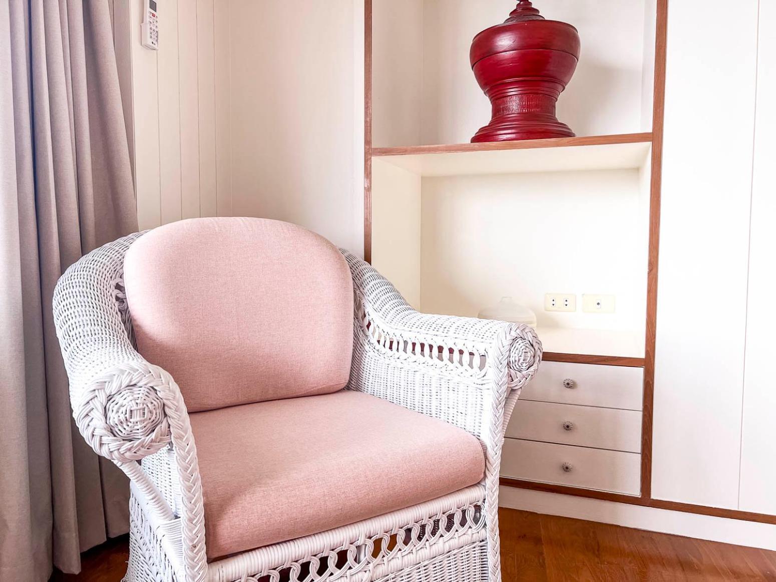 Luxe In Nimman- Cable Tv & Fibre Internet Apartment