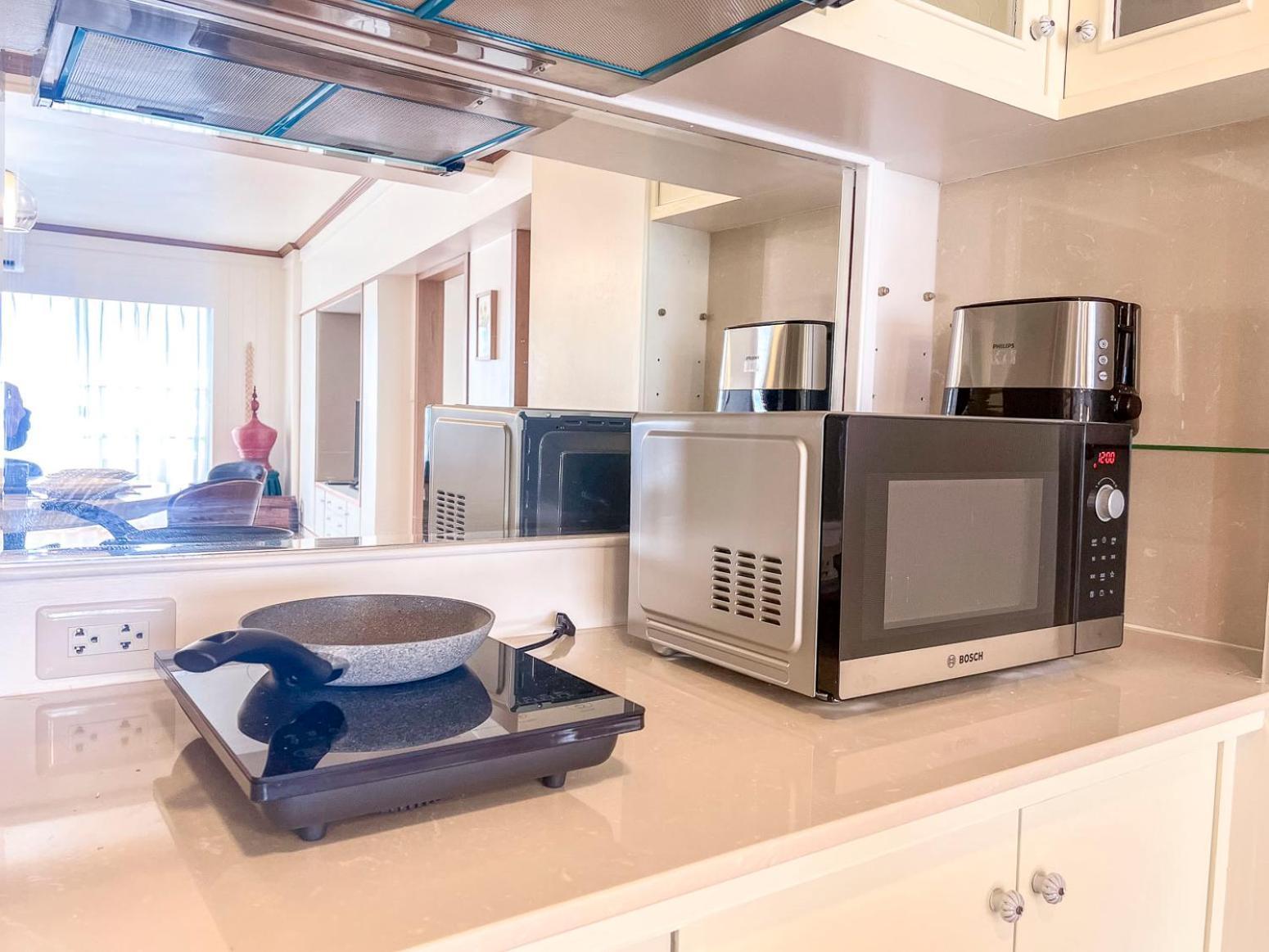 Luxe In Nimman- Cable Tv & Fibre Internet Apartment *