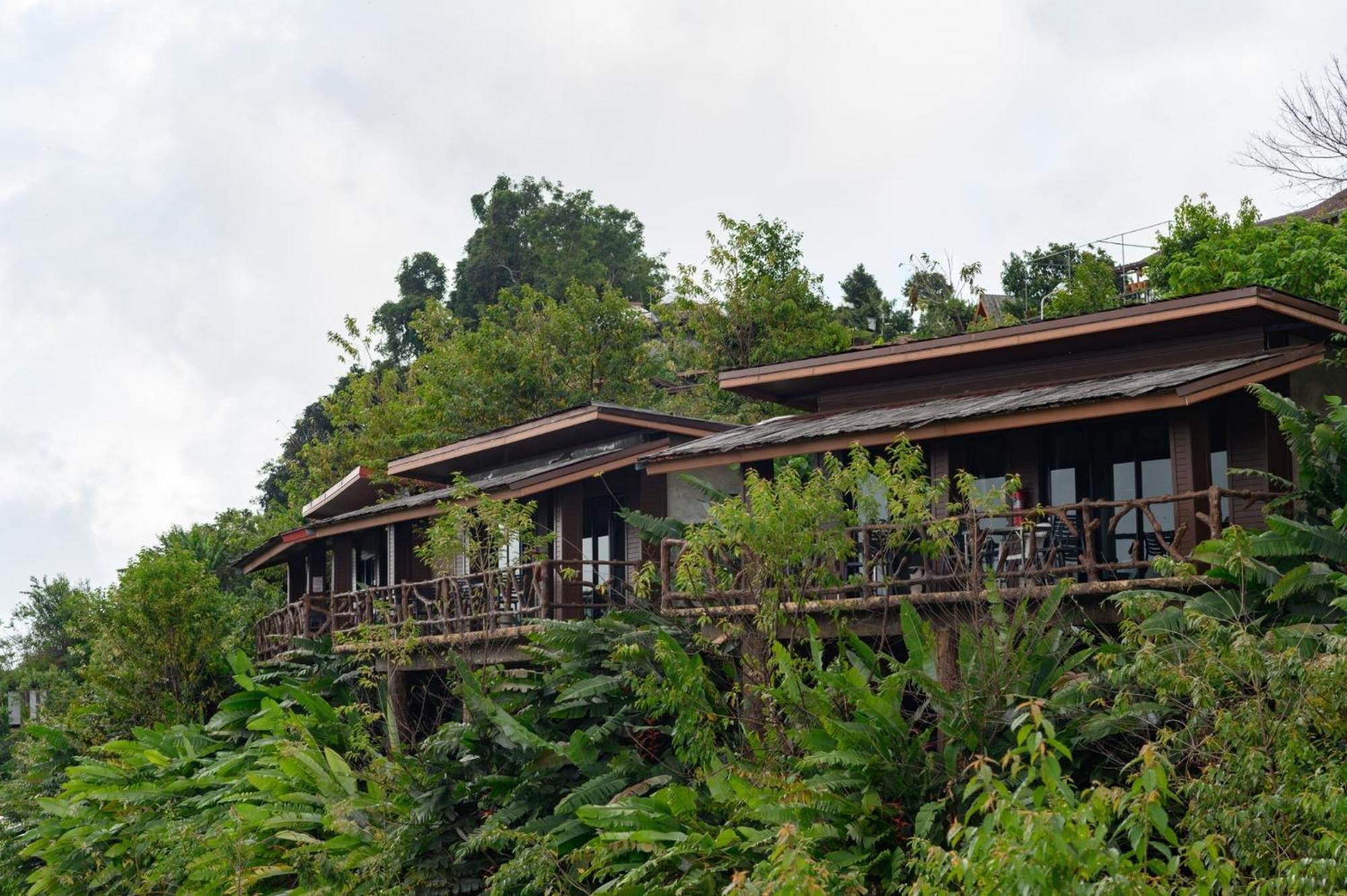 Mon View Ngam Chiang Mai