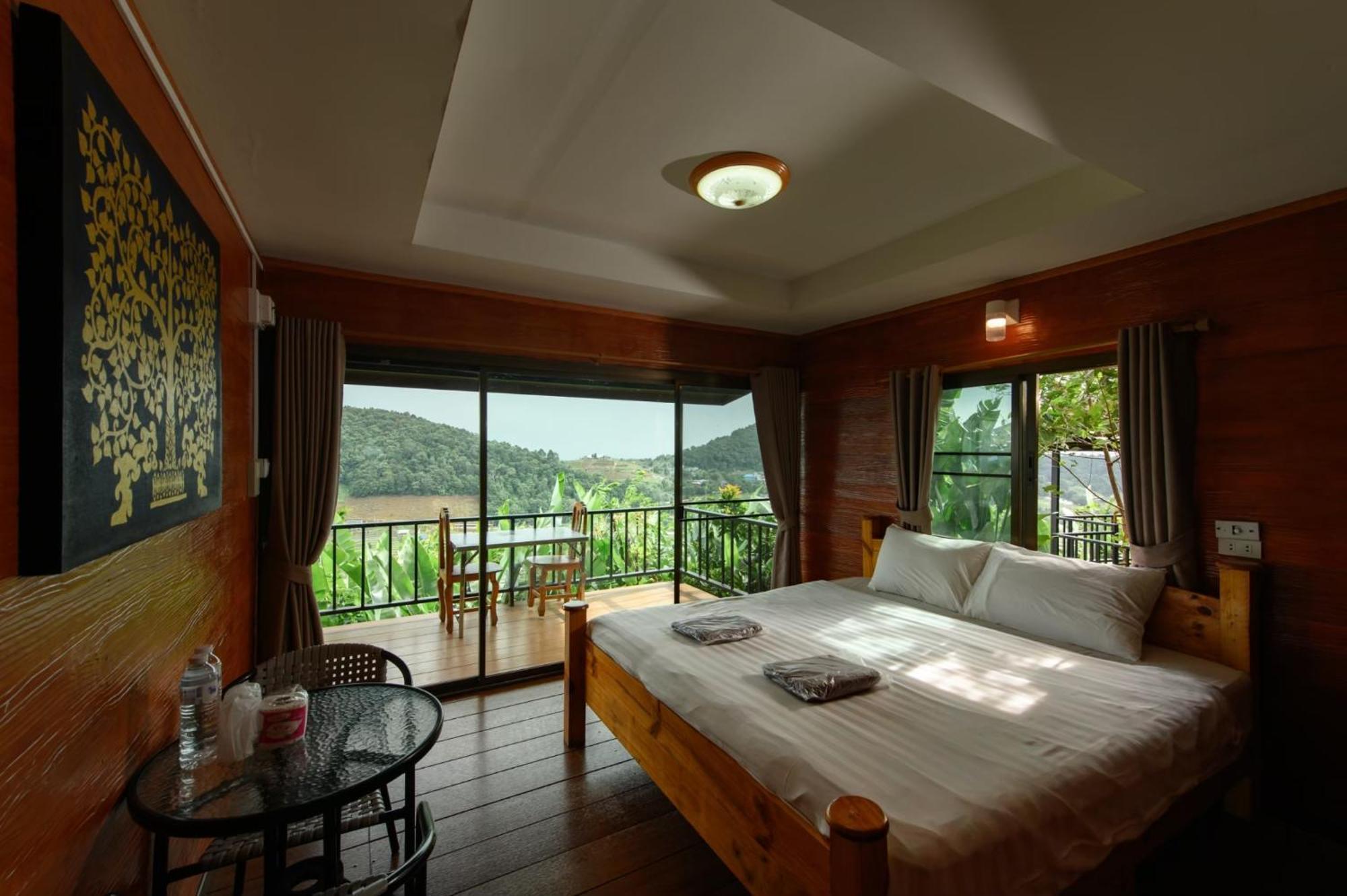 Homestay Mon View Ngam Chiang Mai