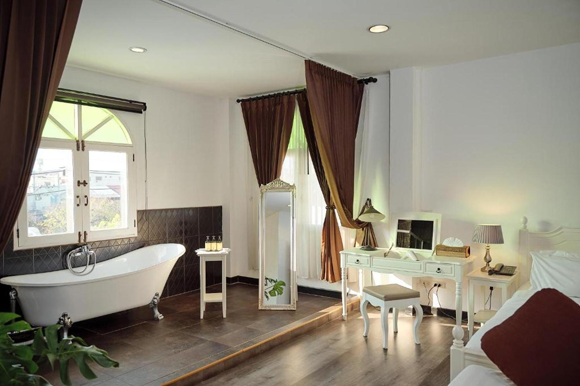 Nidhra Lanna Hotel Chiang Mai