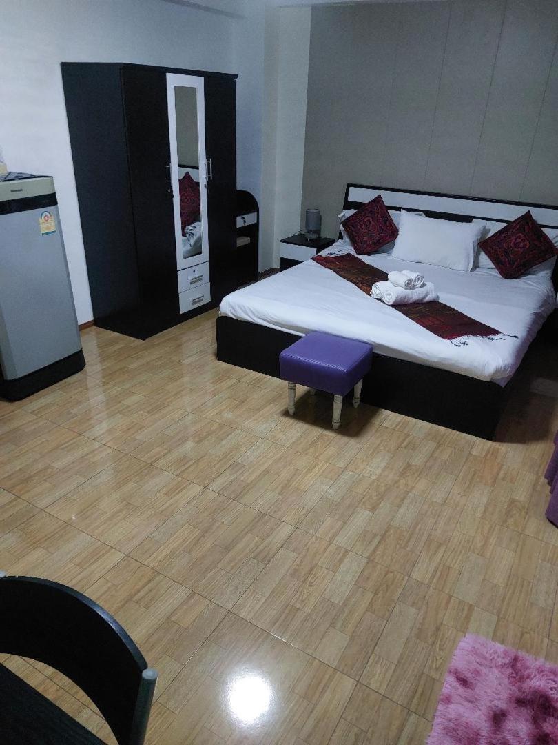 Krong House *