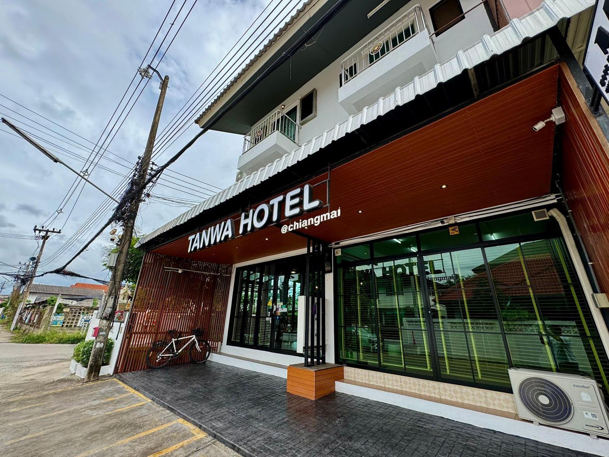 Hotel Tanwa 3*