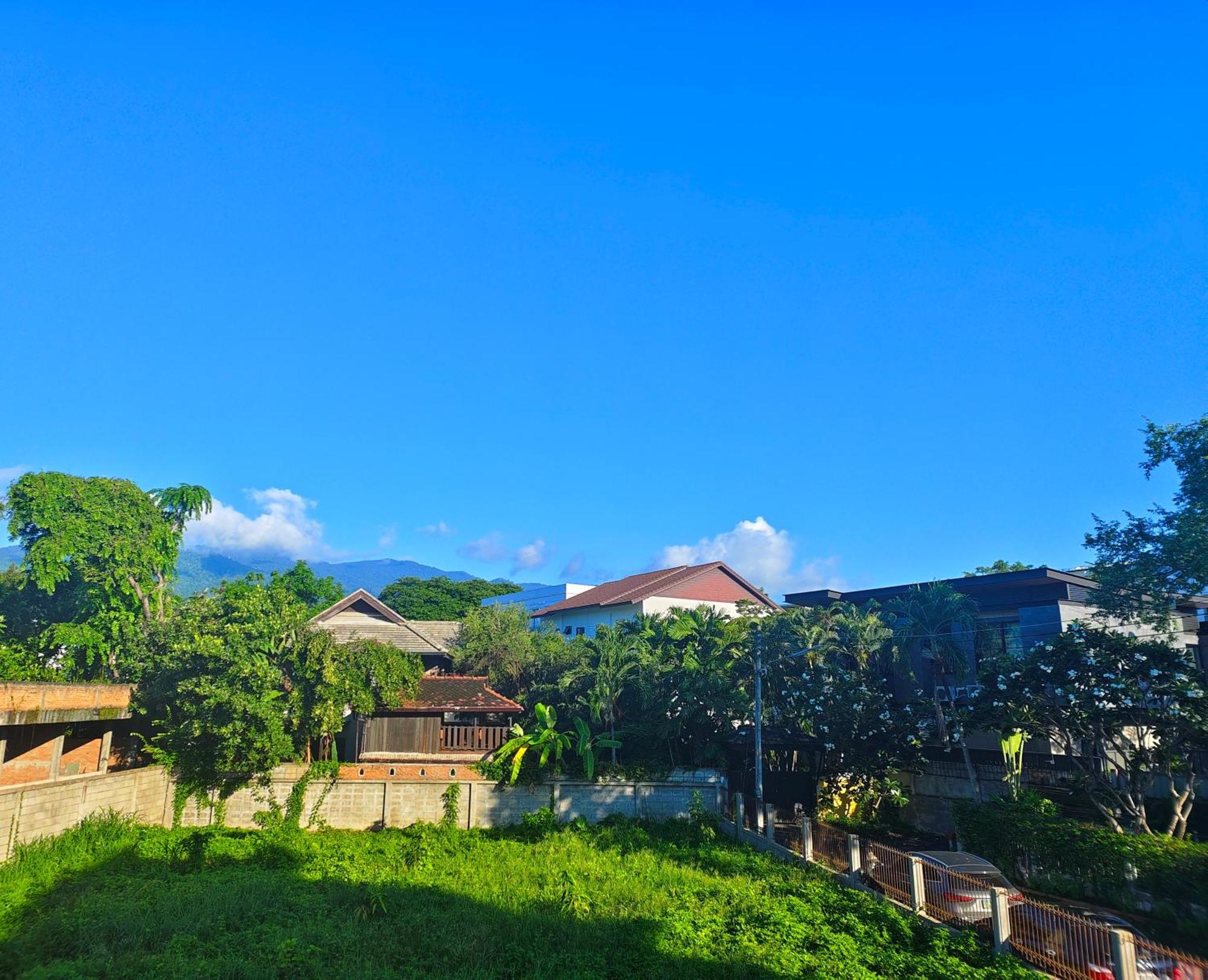 Dalang Nimman House宁曼路独栋四卧四卫别墅 Villa Chiang Mai