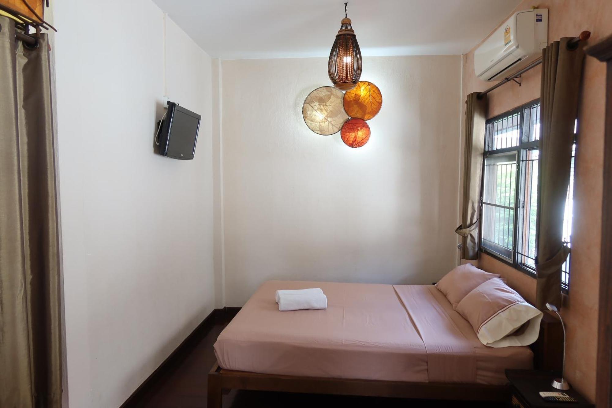 Banjai Garden Guest house