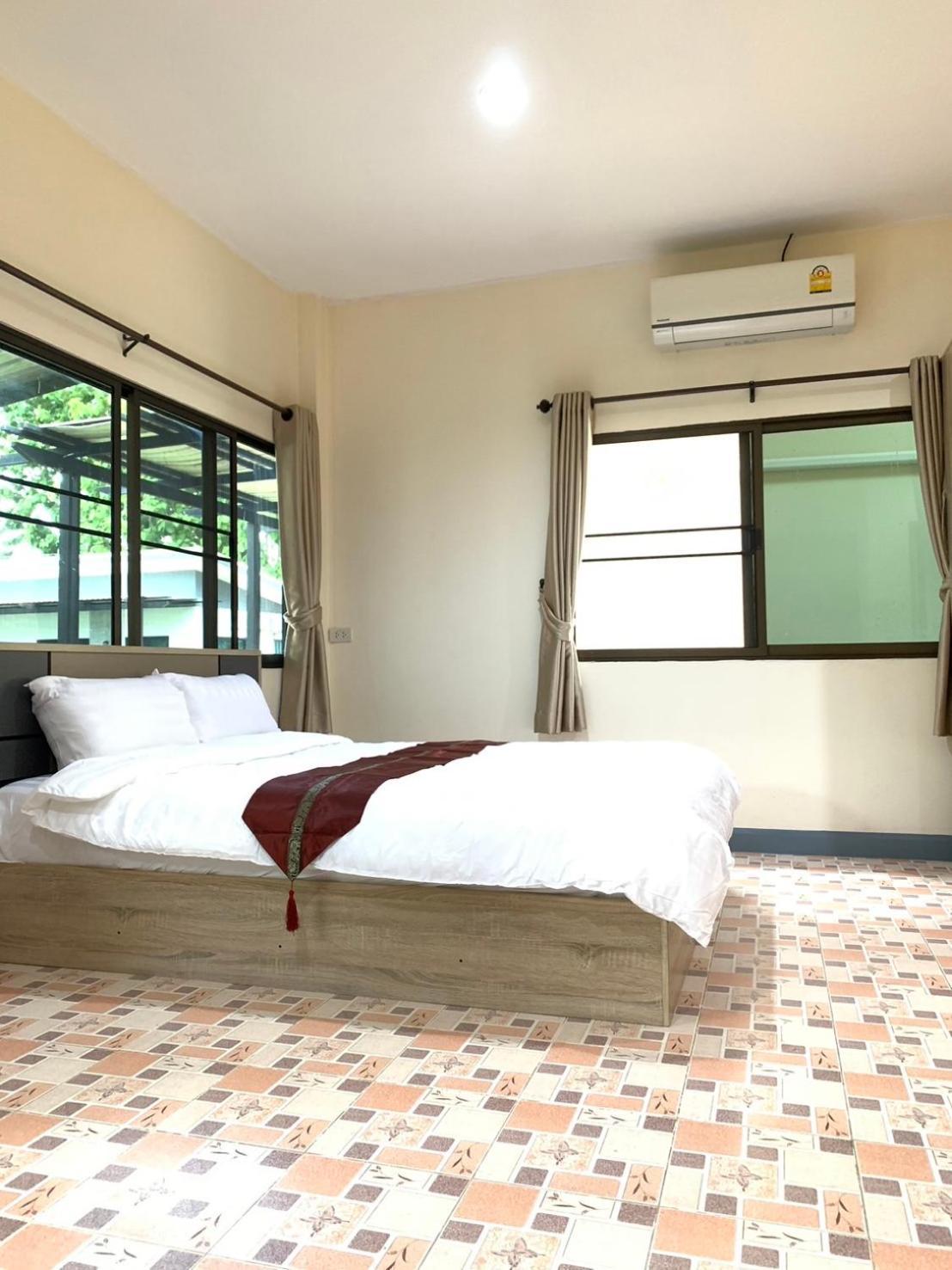 Manning Homestay 4 Units Apartment Chiang Mai