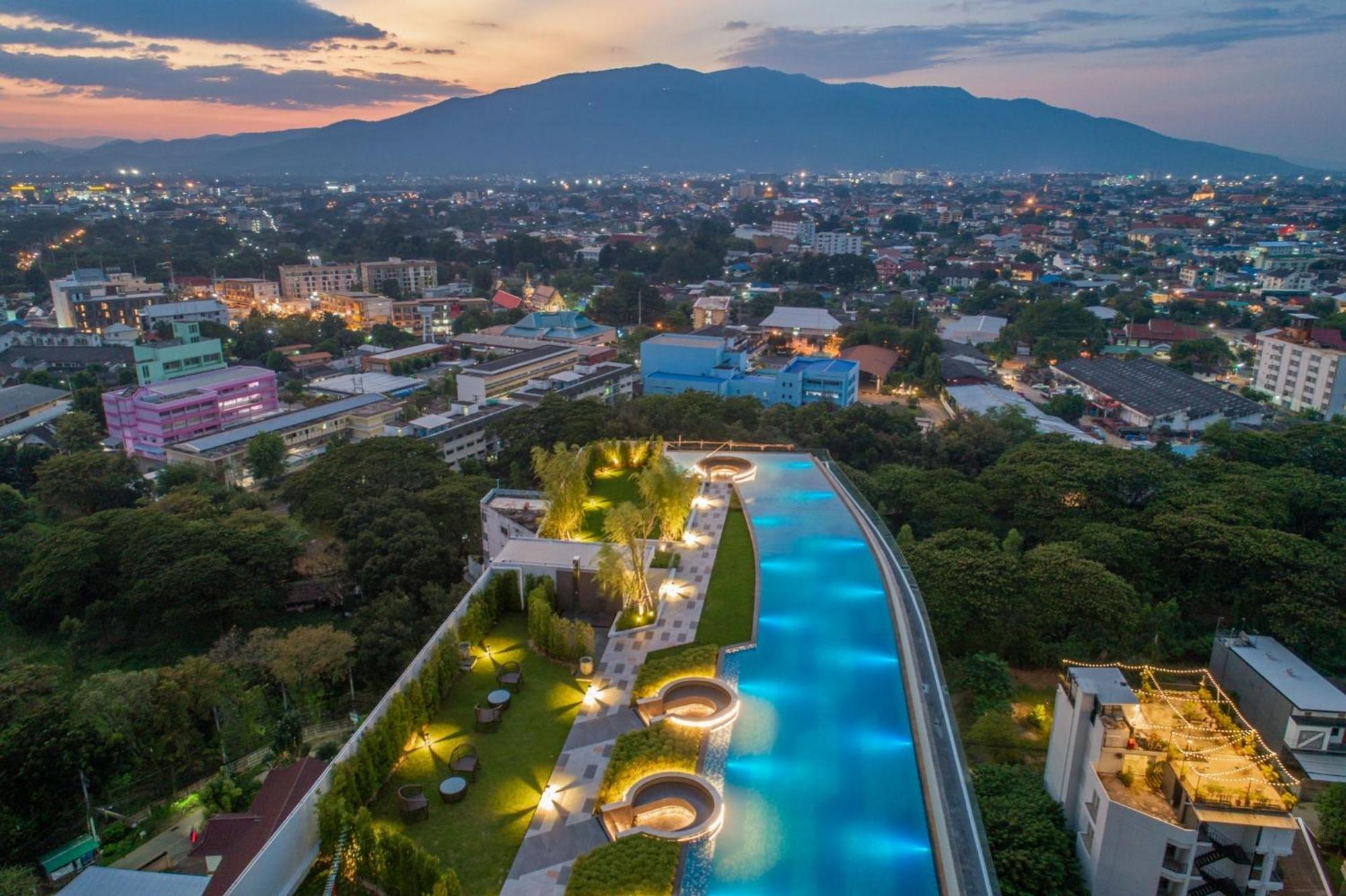 The Astra Sky River 411 Appartement *
