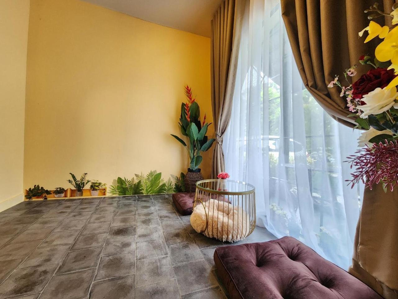 Villa Boxsoon Nimman 10 3beds 3baths Chiang Mai