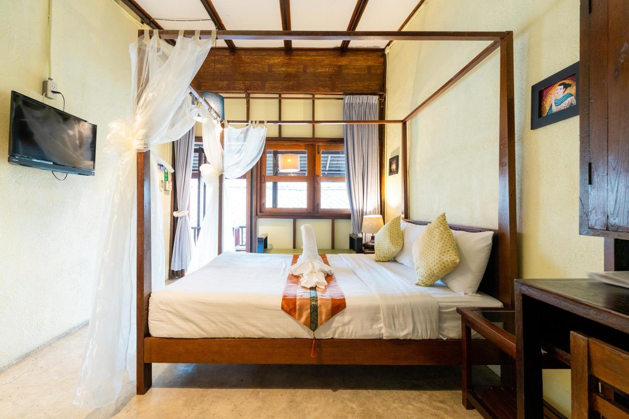 Rompo Boutique 3*