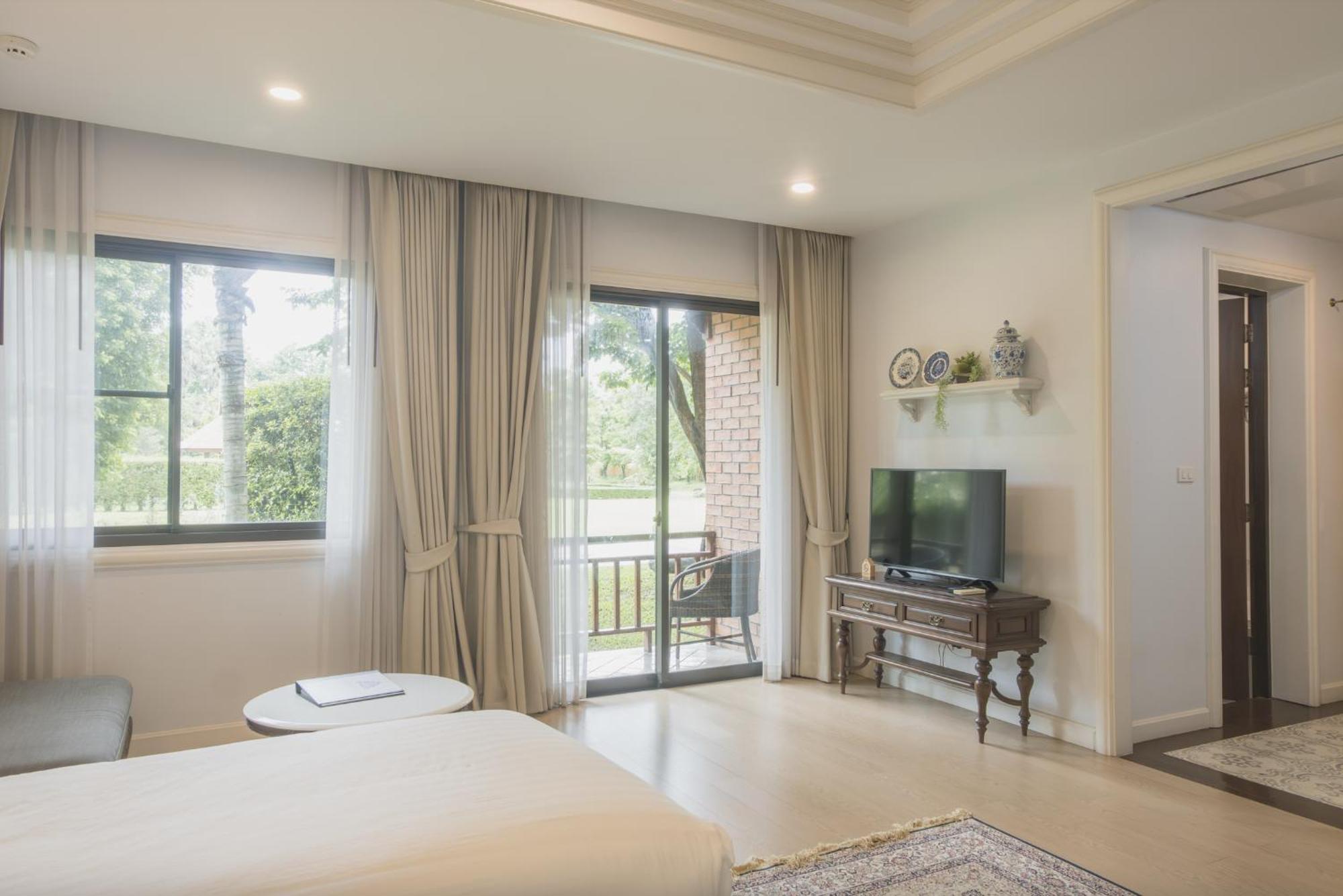 Hotel Content Chiangmai 4*