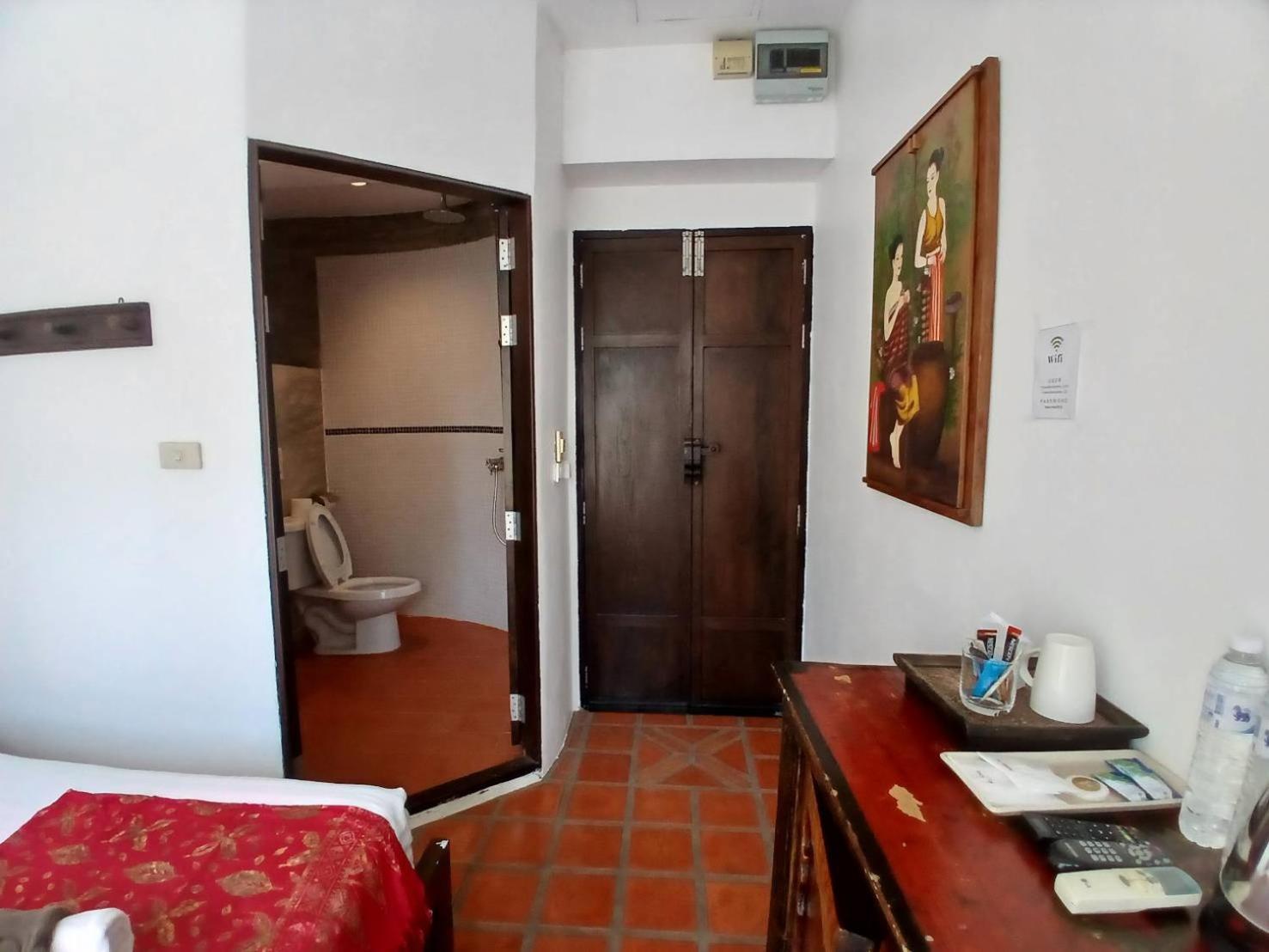 The Travellers Arms 3* Chiang Mai