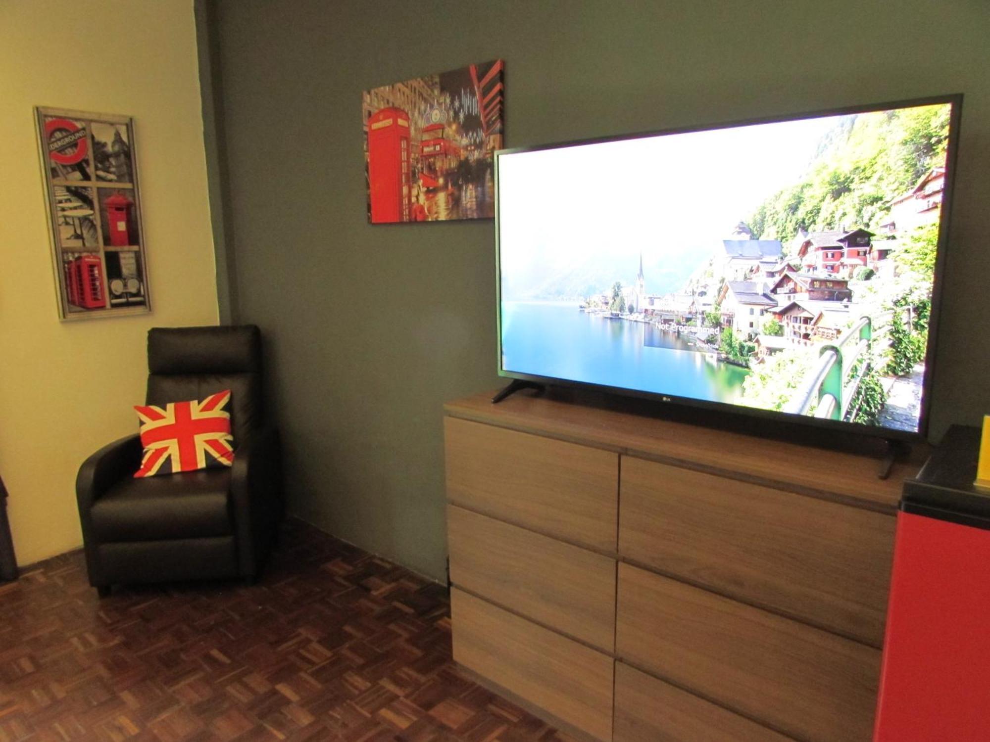 Homestay Reconnecting
