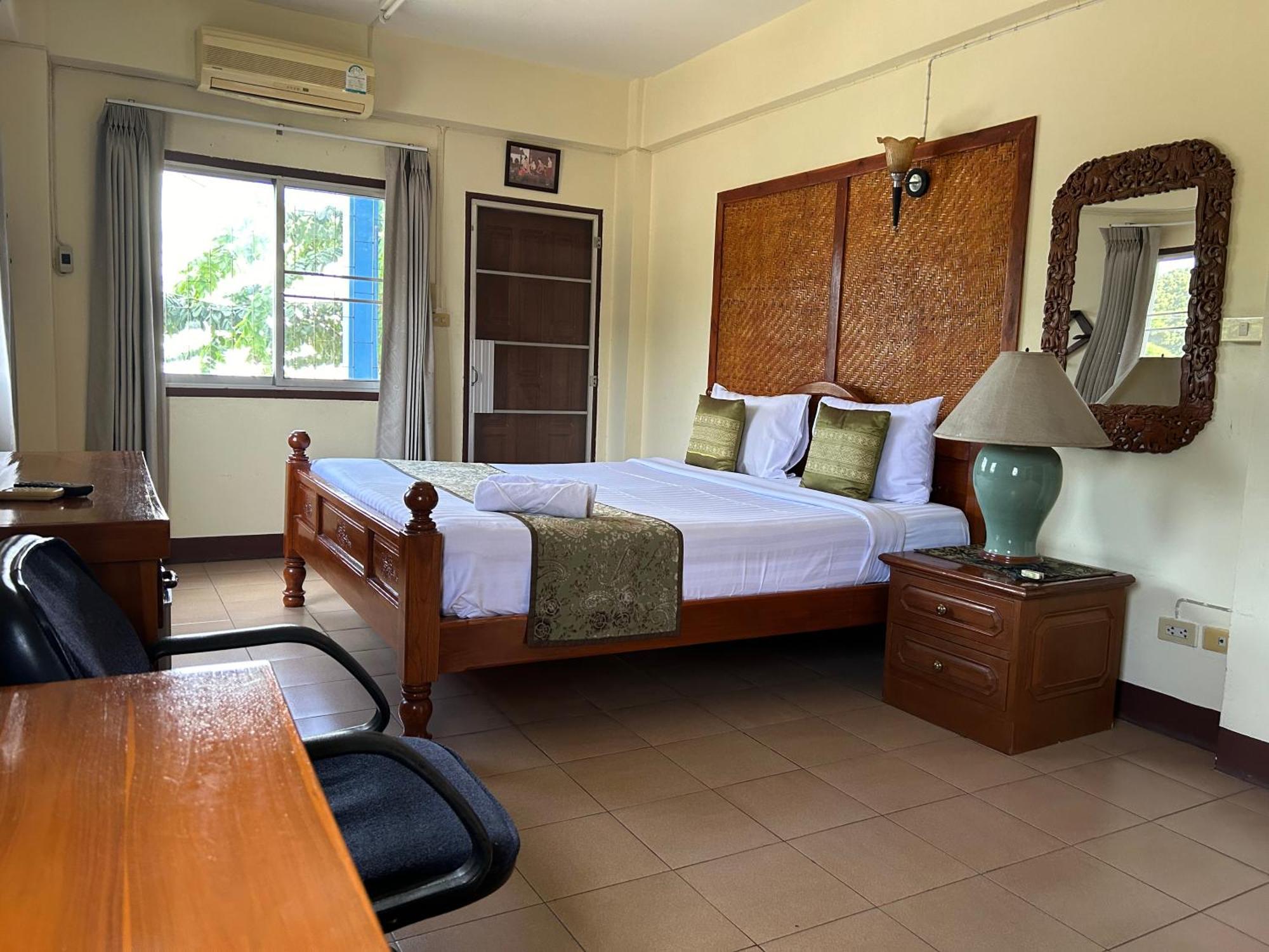 Saithong House